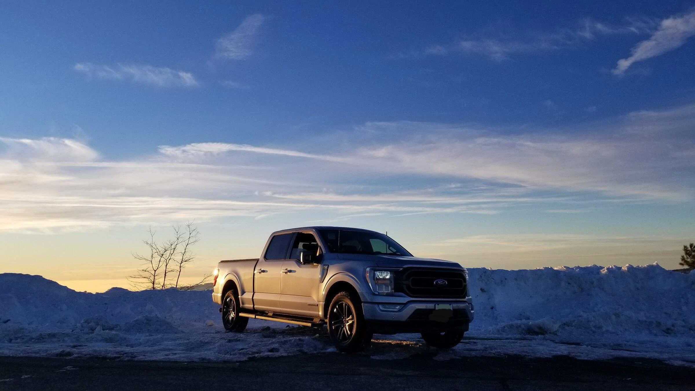 Ford F-150 ICONIC SILVER F-150 (2021+) Club 20211221_155525