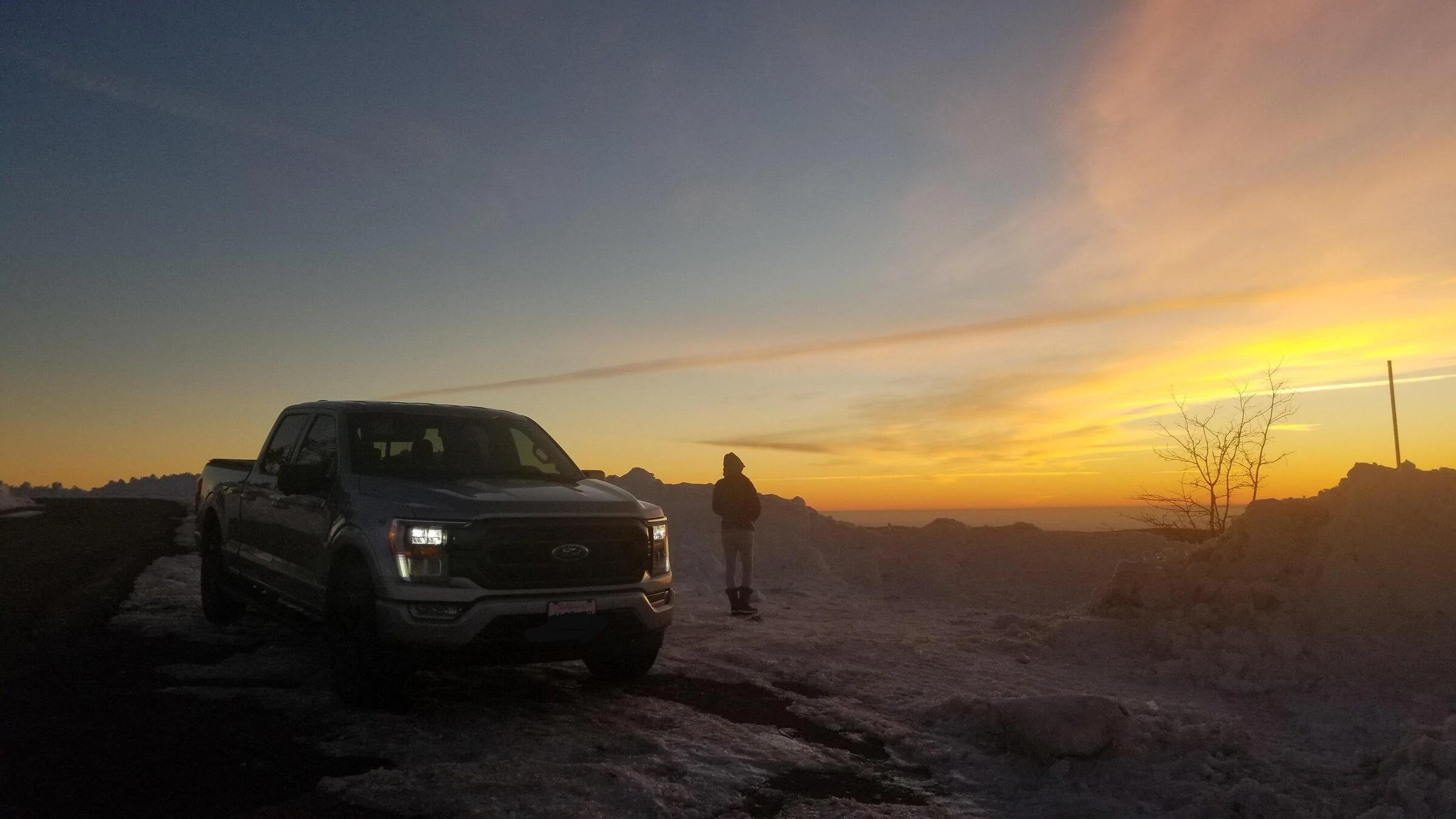 Ford F-150 ICONIC SILVER F-150 (2021+) Club 20211221_155715