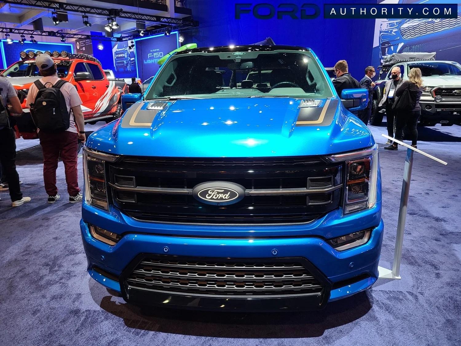 Ford F-150 For F$&#$ sakes 2022-Ford-F-150-Street-Performance-Concept-SEMA-2021-Live-Photos-Exterior-001-front-end-Black-