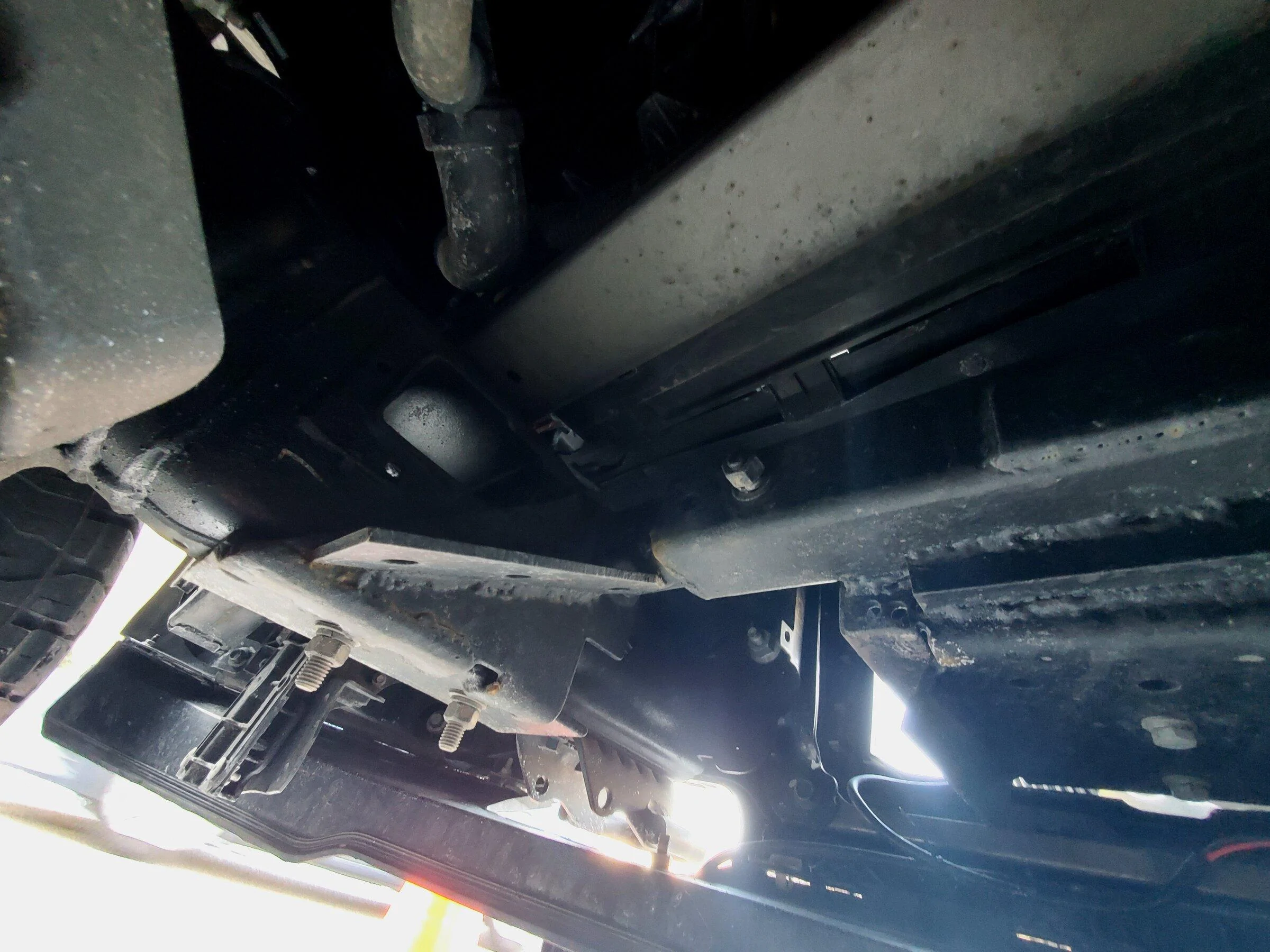 Ford F-150 2021 FX4 Leveled ground clearance measurements 20220224_084608