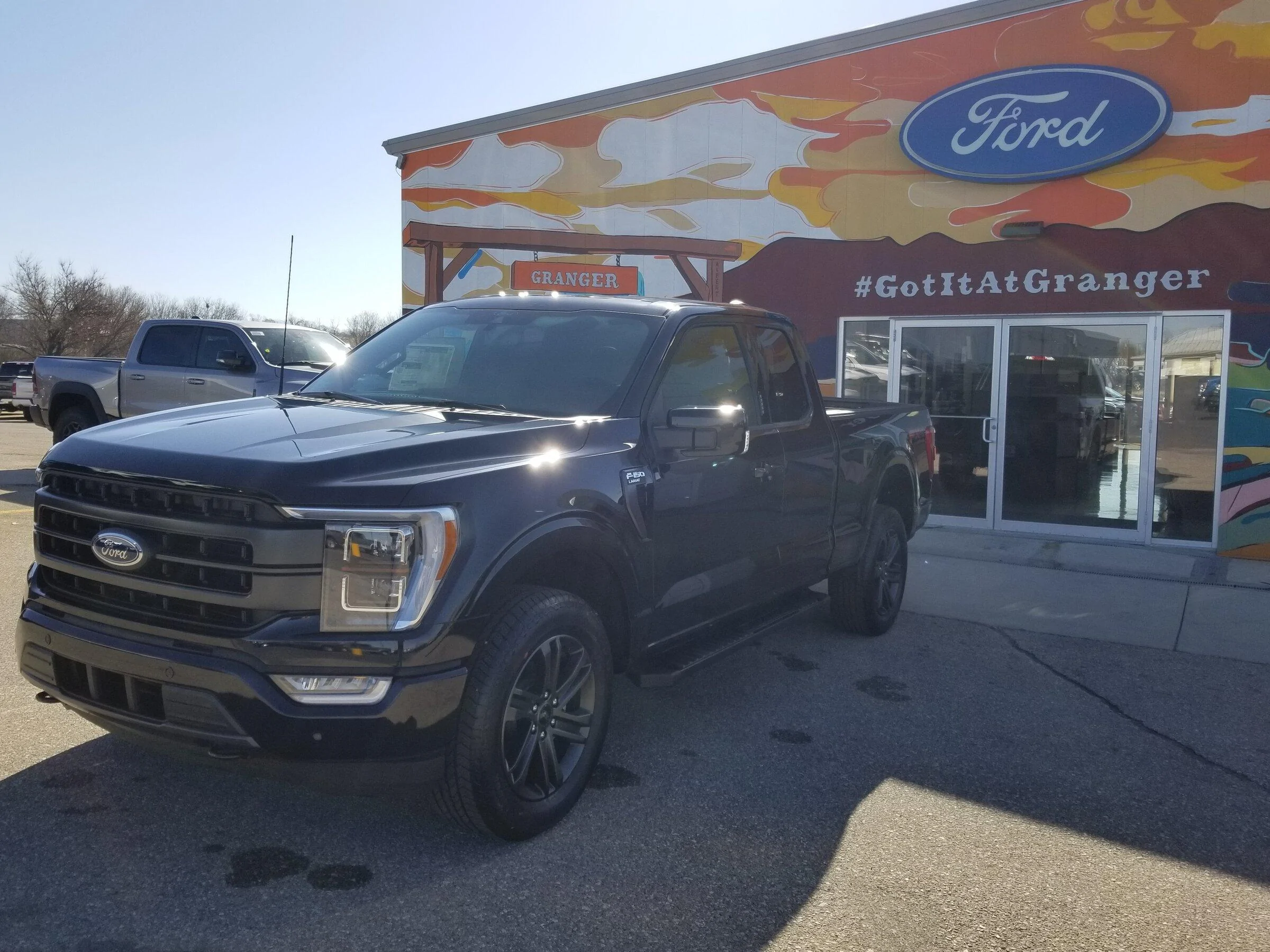 Ford F-150 ? F-150 LARIAT Lounge ? 20220409_095517