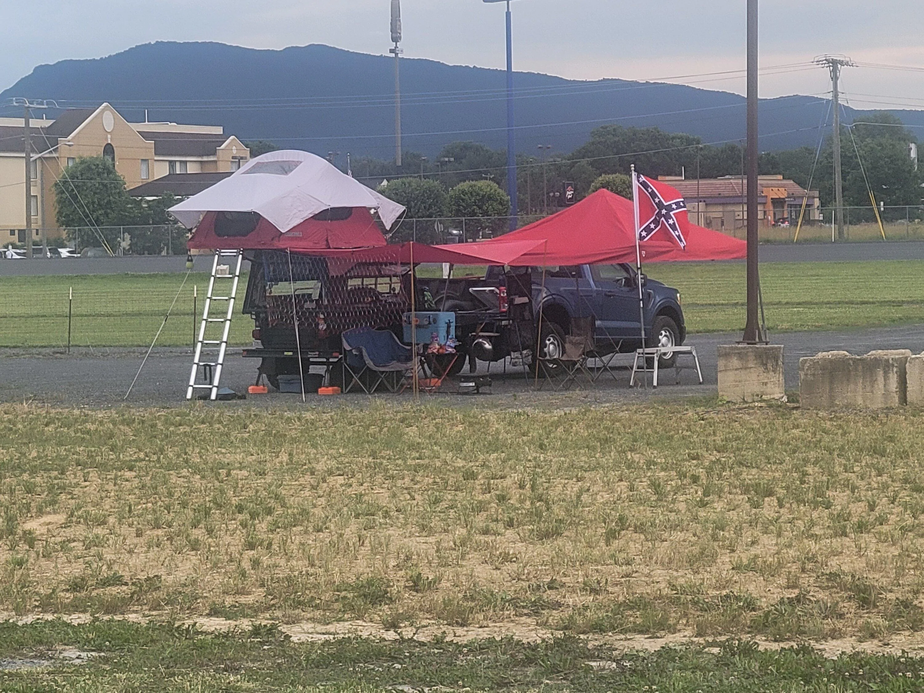 Ford F-150 Let's see your tent setups ⛺️ 20220610_174141
