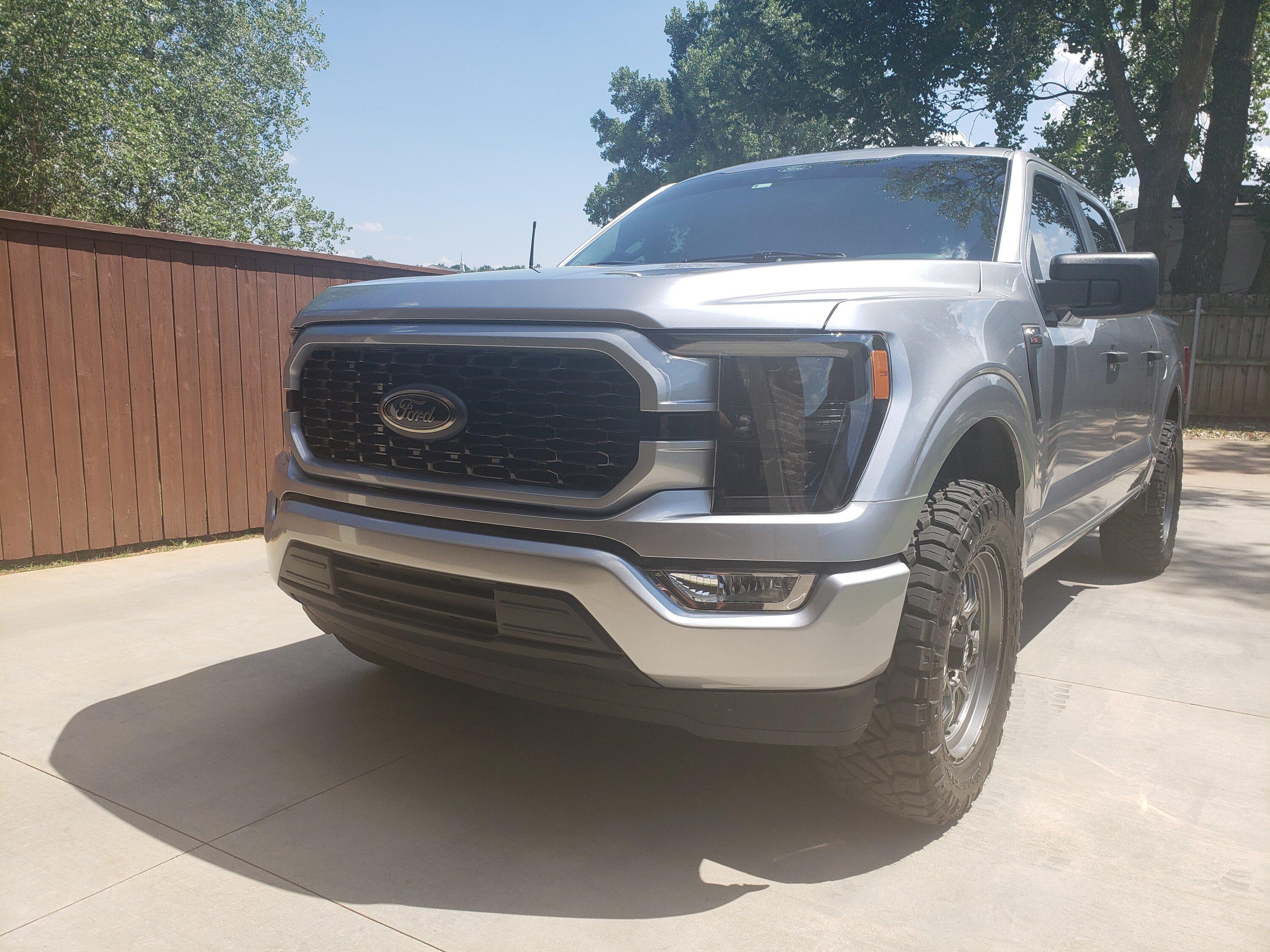 Ford F-150 AlphaRex LUXX Headlights 20220701_153744