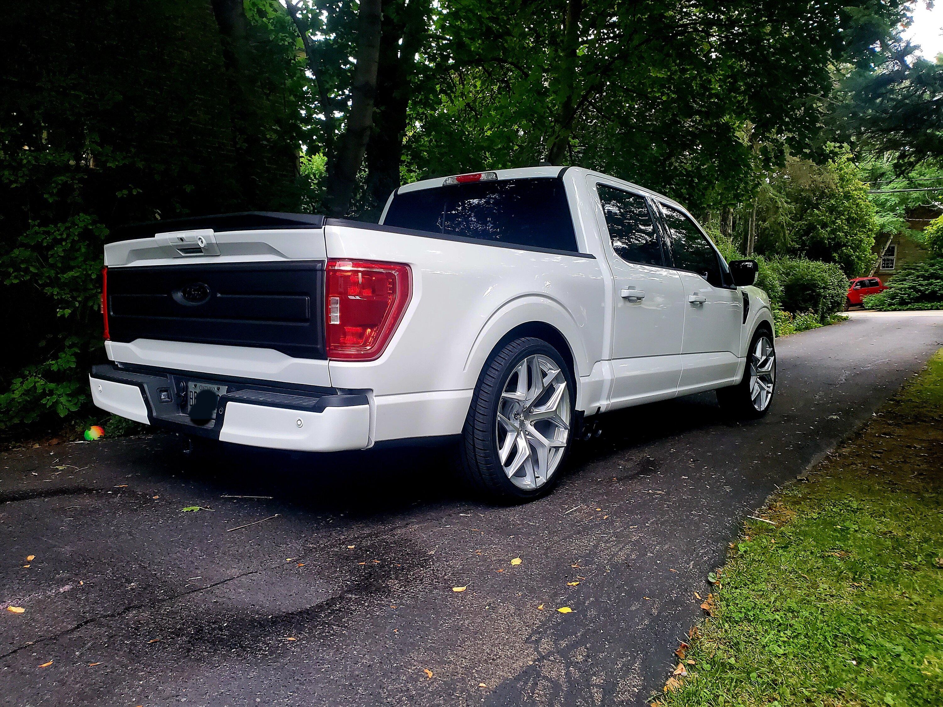 Ford F-150 2022 Black Pack 5.0 Build 20220825_190207