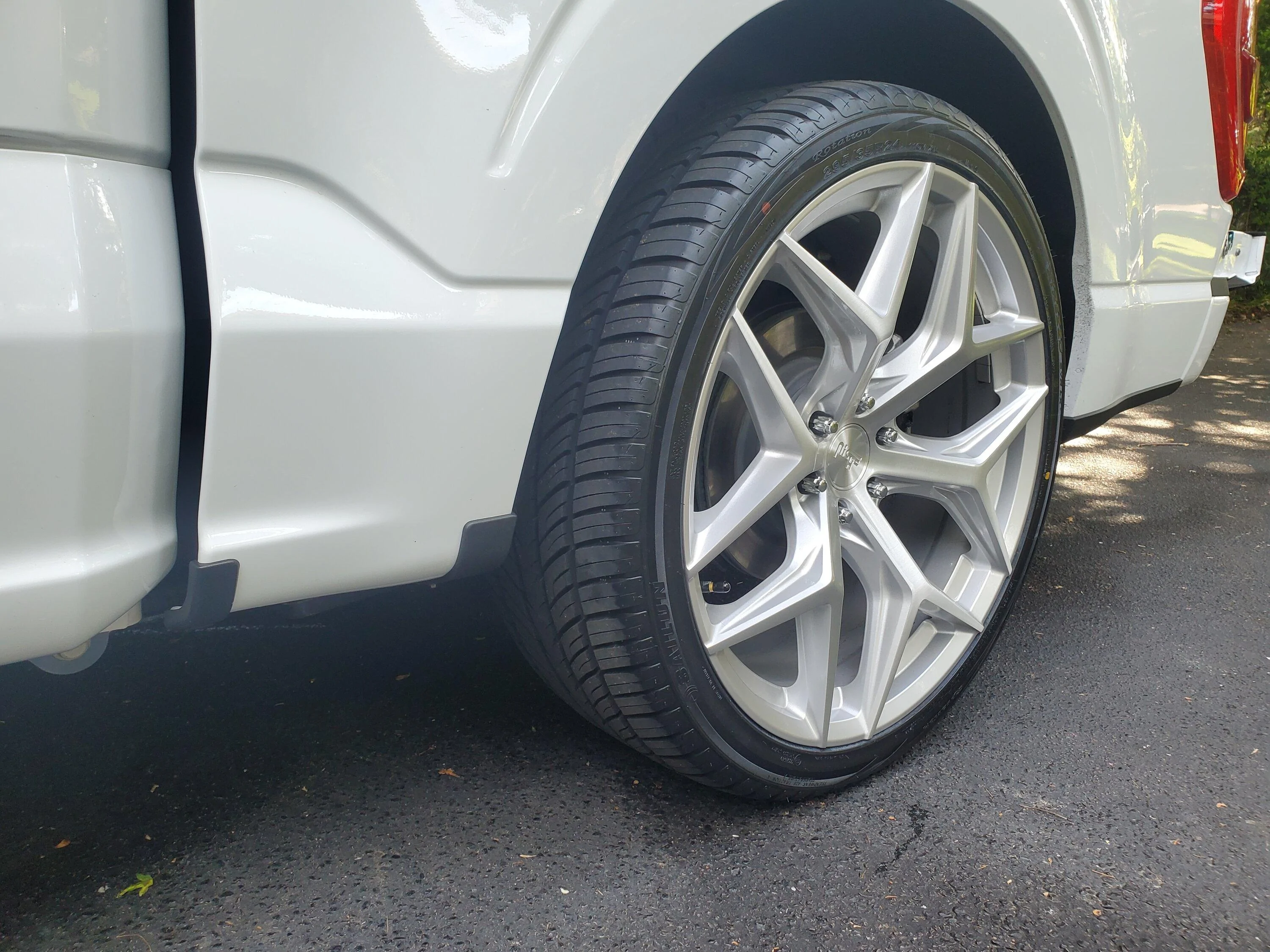 Ford F-150 2022 Black Pack 5.0 Build 20220829_100110