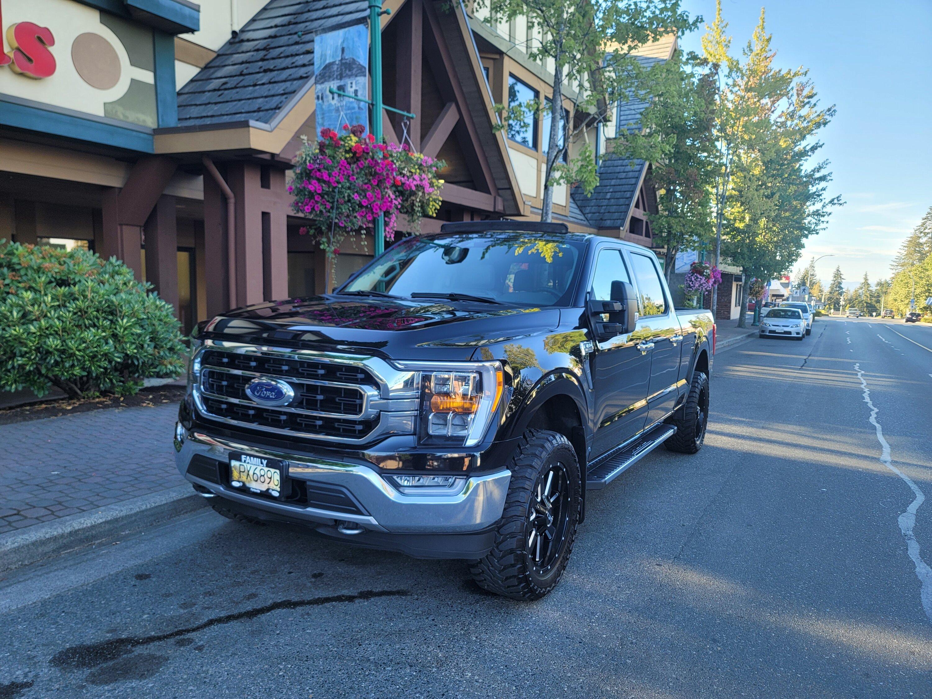 Ford F-150 First truck EVER - 22 XLT 5.0L 20220829_180707_Original