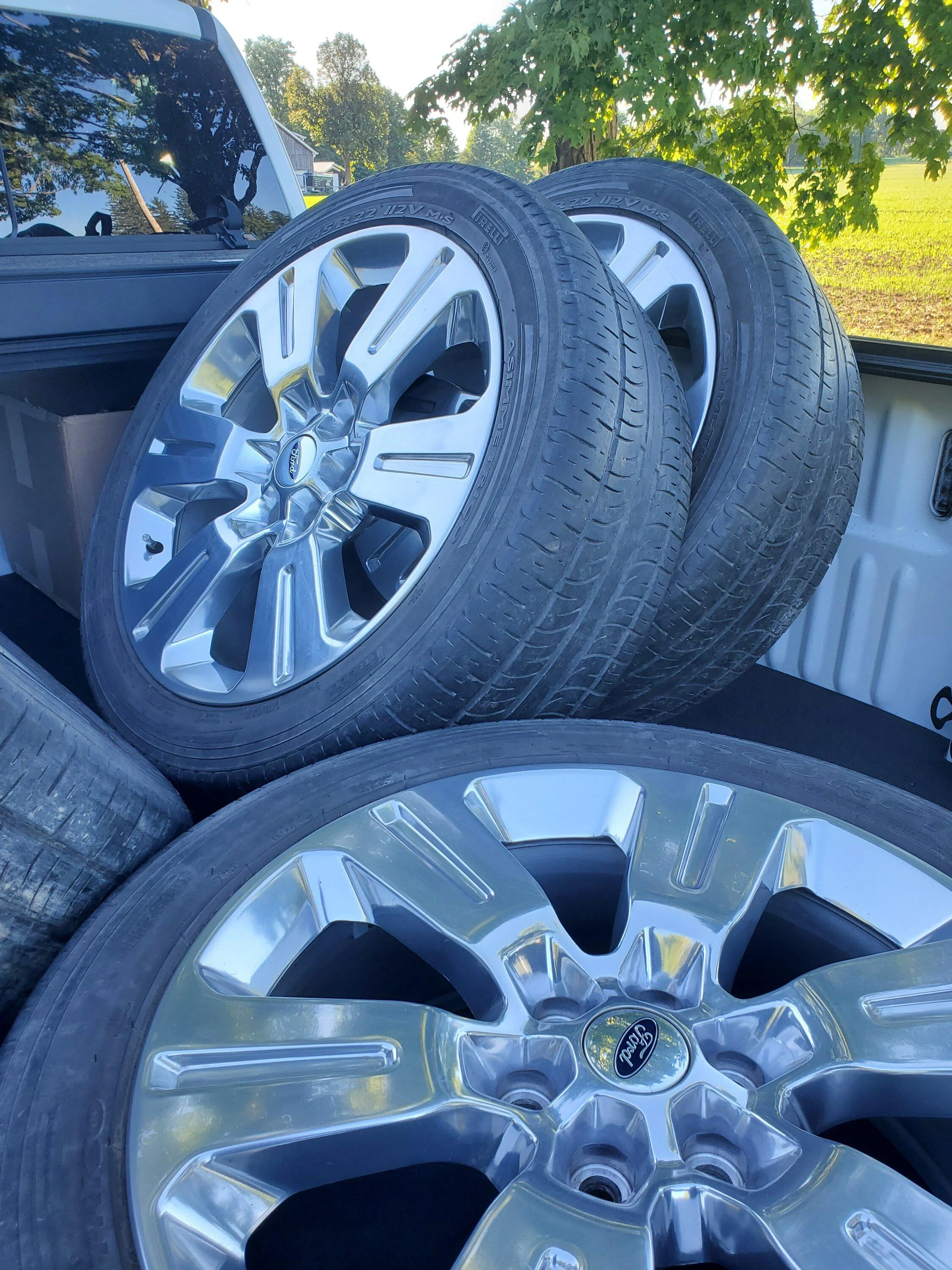 Ford F-150 2022 Black Pack 5.0 Build 20220906_175321