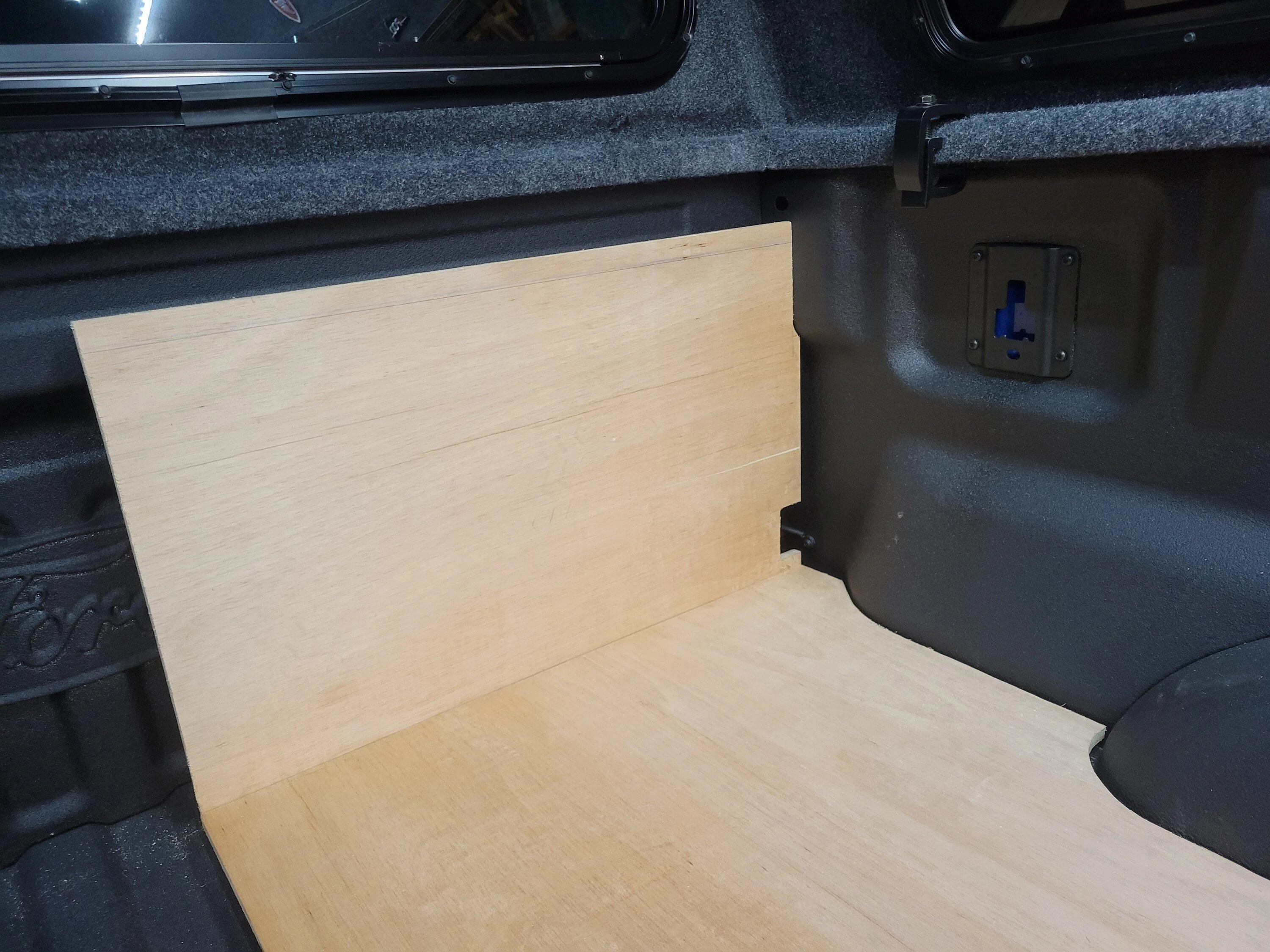 Ford F-150 Regular Cab SWB build 20220919_211204