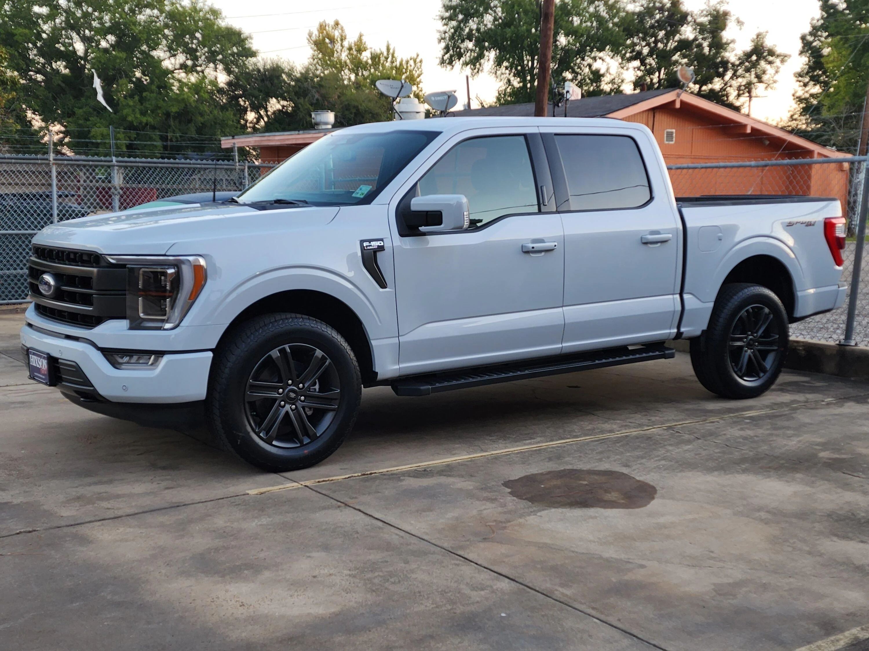 Ford F-150 SPACE WHITE F-150 (2021+) Club 20221006_071323