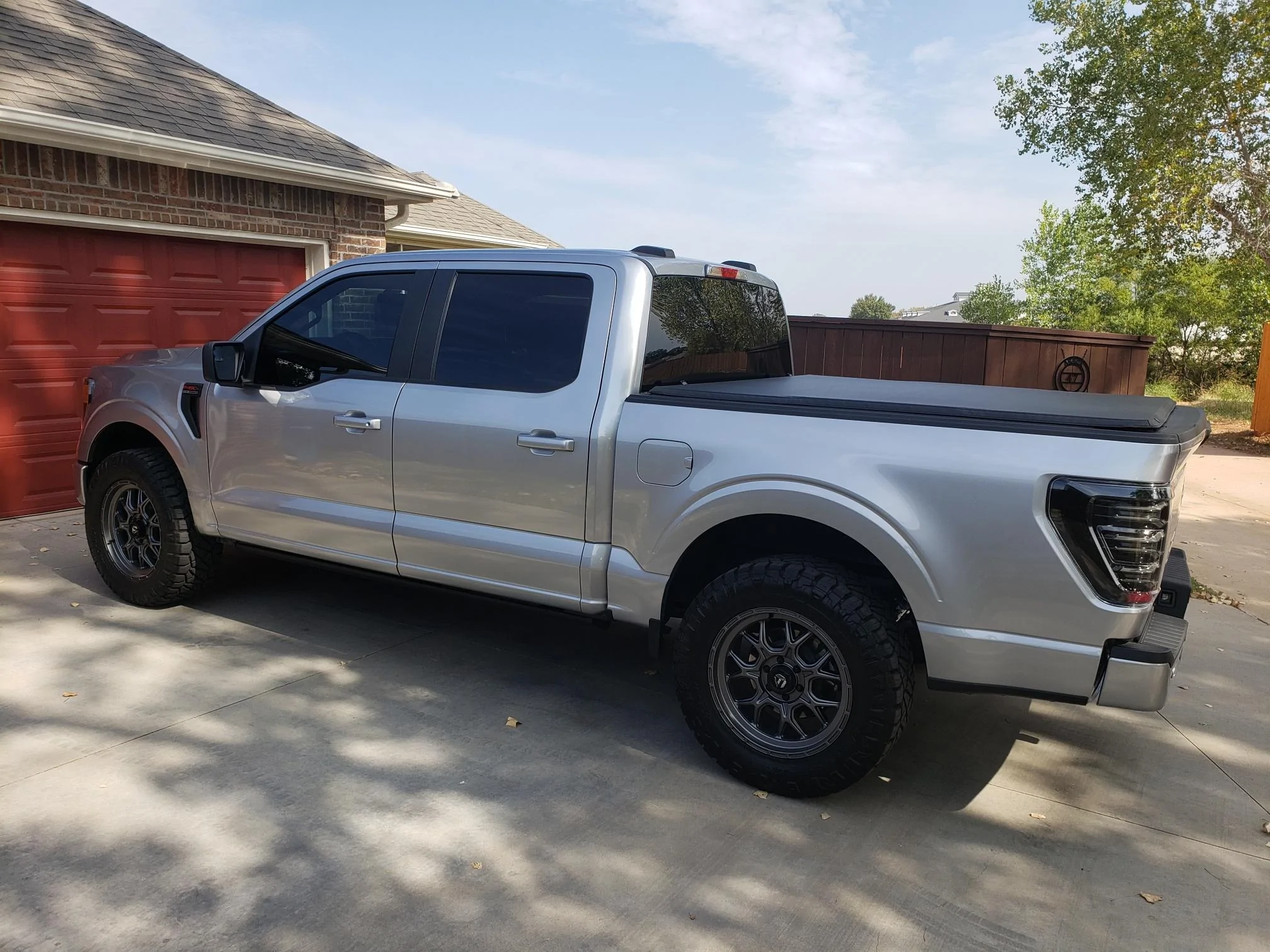Ford F-150 WTB chrome door handles for crew cab. 20221007_145810_resized_1