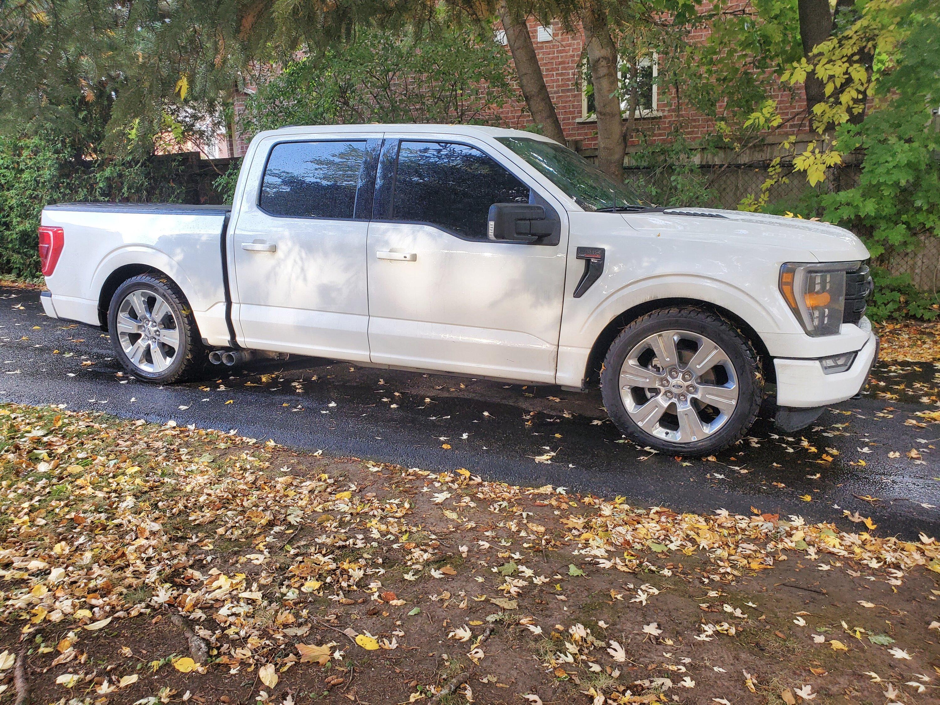 Ford F-150 2022 Black Pack 5.0 Build 20221017_172809