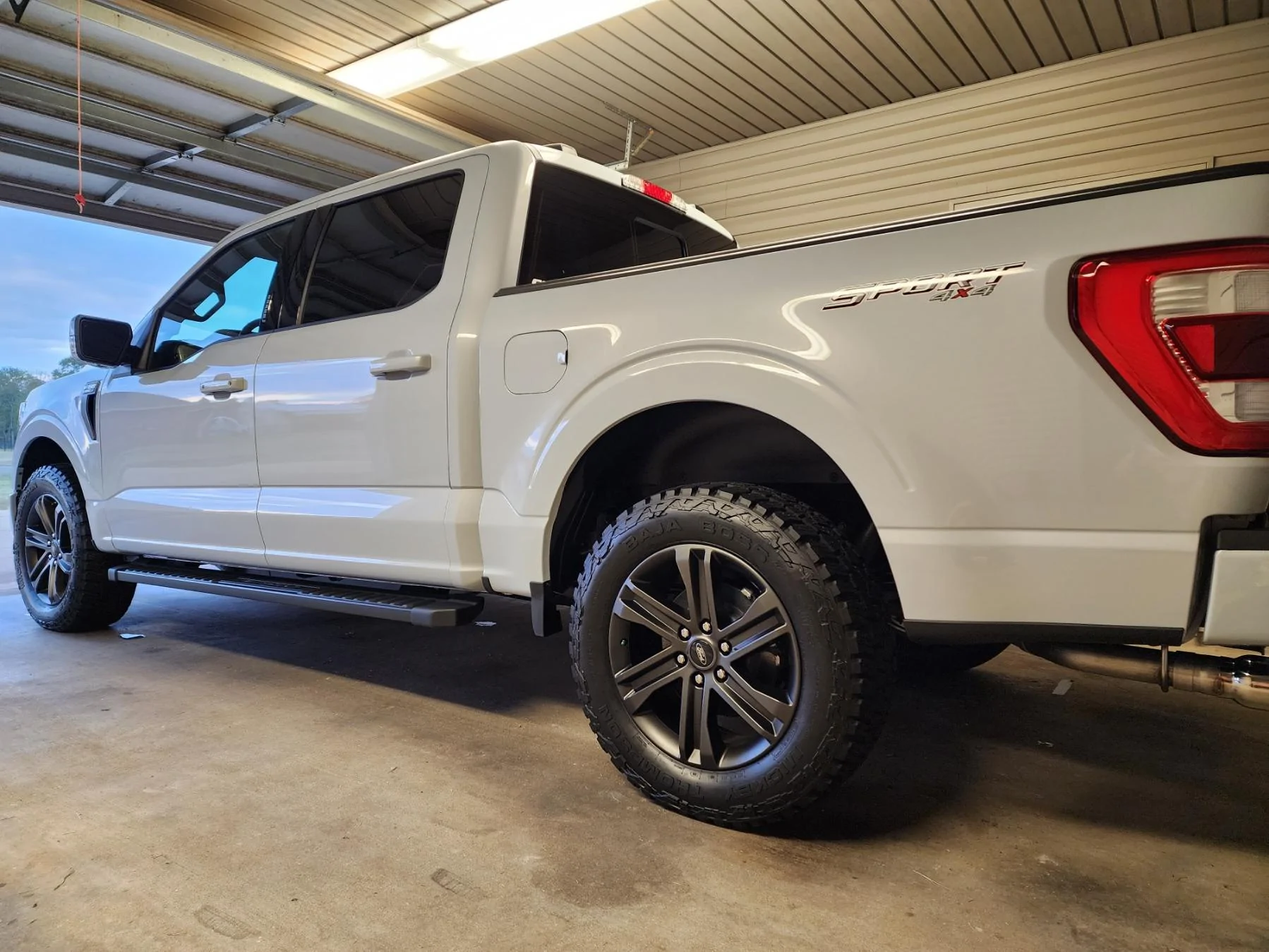 Ford F-150 22 Space White Lariat 4x4 20221029_180648