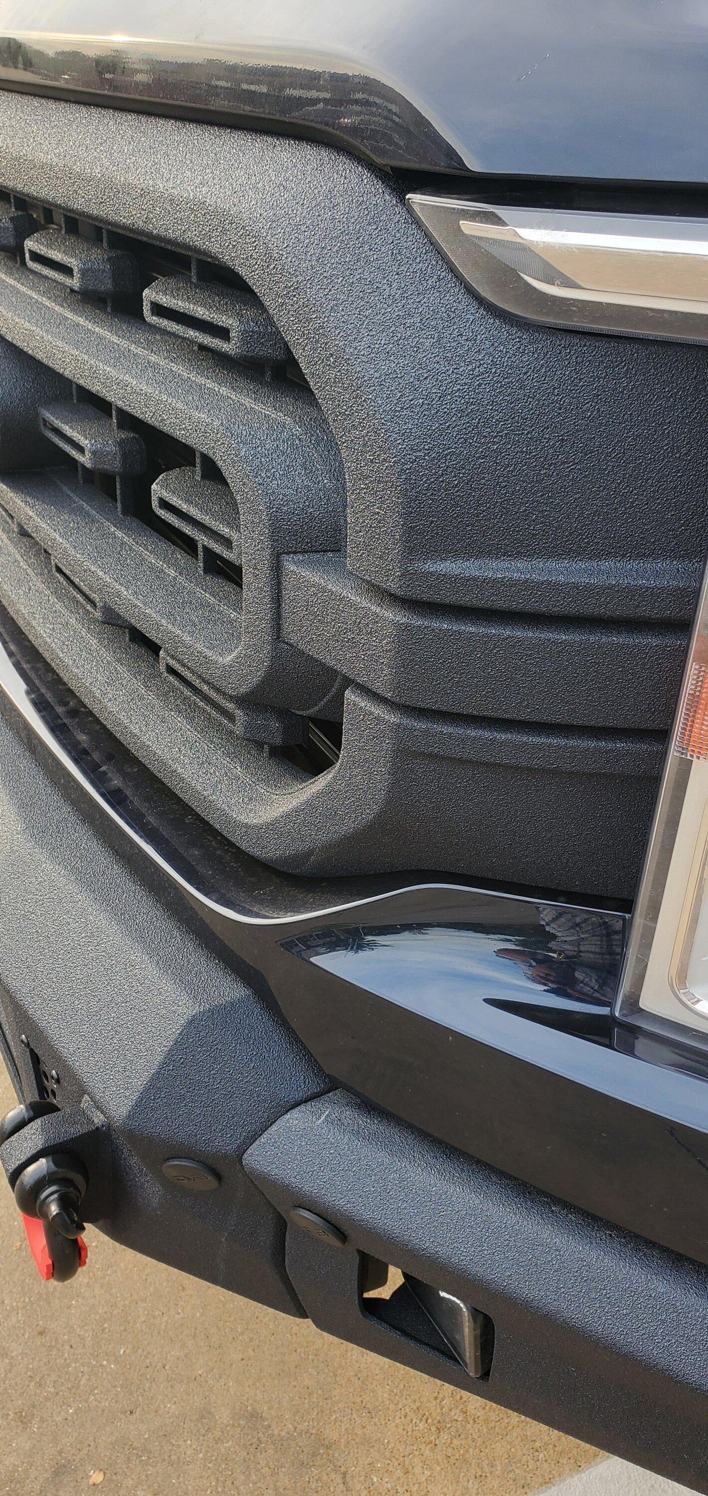 Ford F-150 Painting textured plastic 20221108_160212