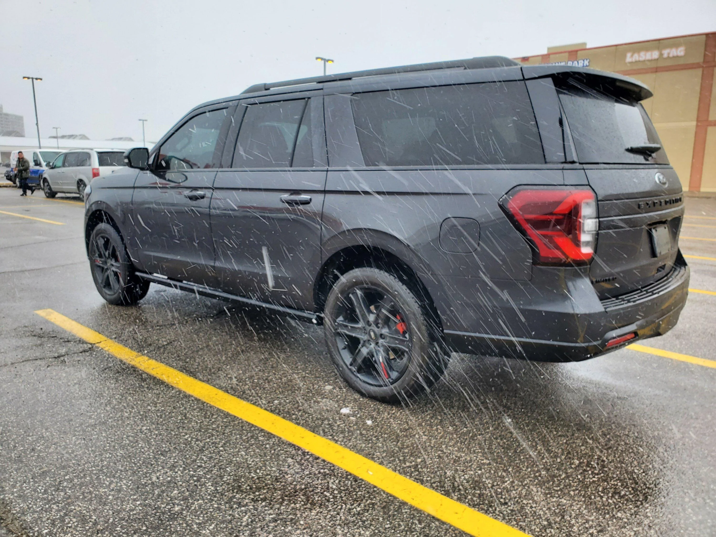 Ford F-150 2022 Black Pack 5.0 Build 20221115_121148