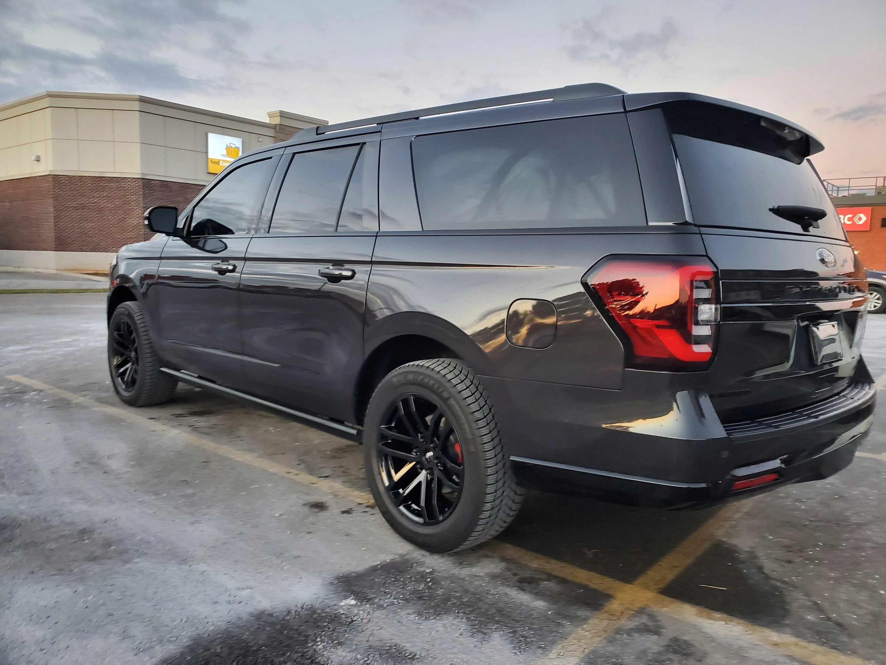 Ford F-150 2022 Black Pack 5.0 Build 20221121_165418