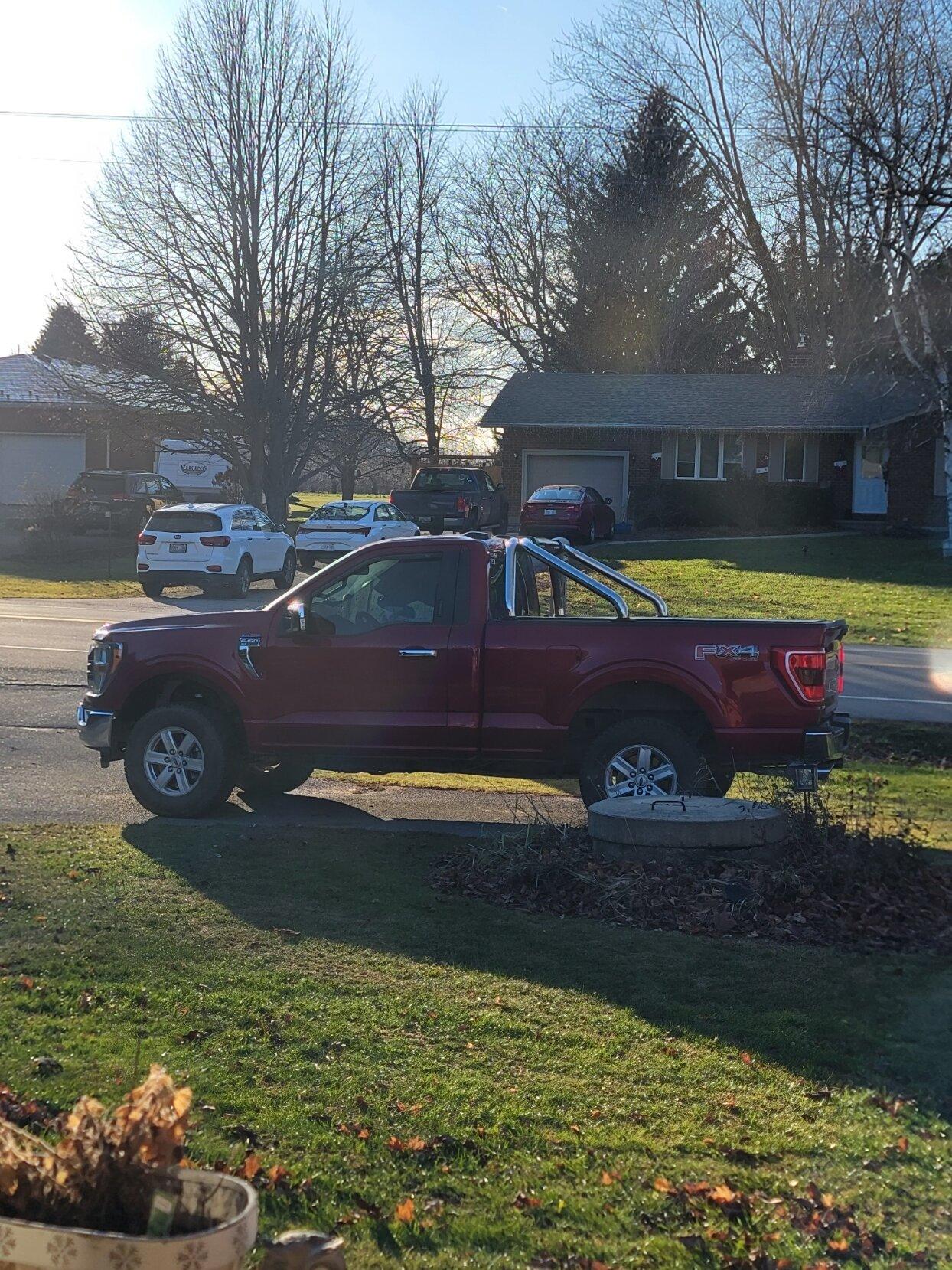 Ford F-150 Anyone install Ford accessories sport bar? 20221204_152209