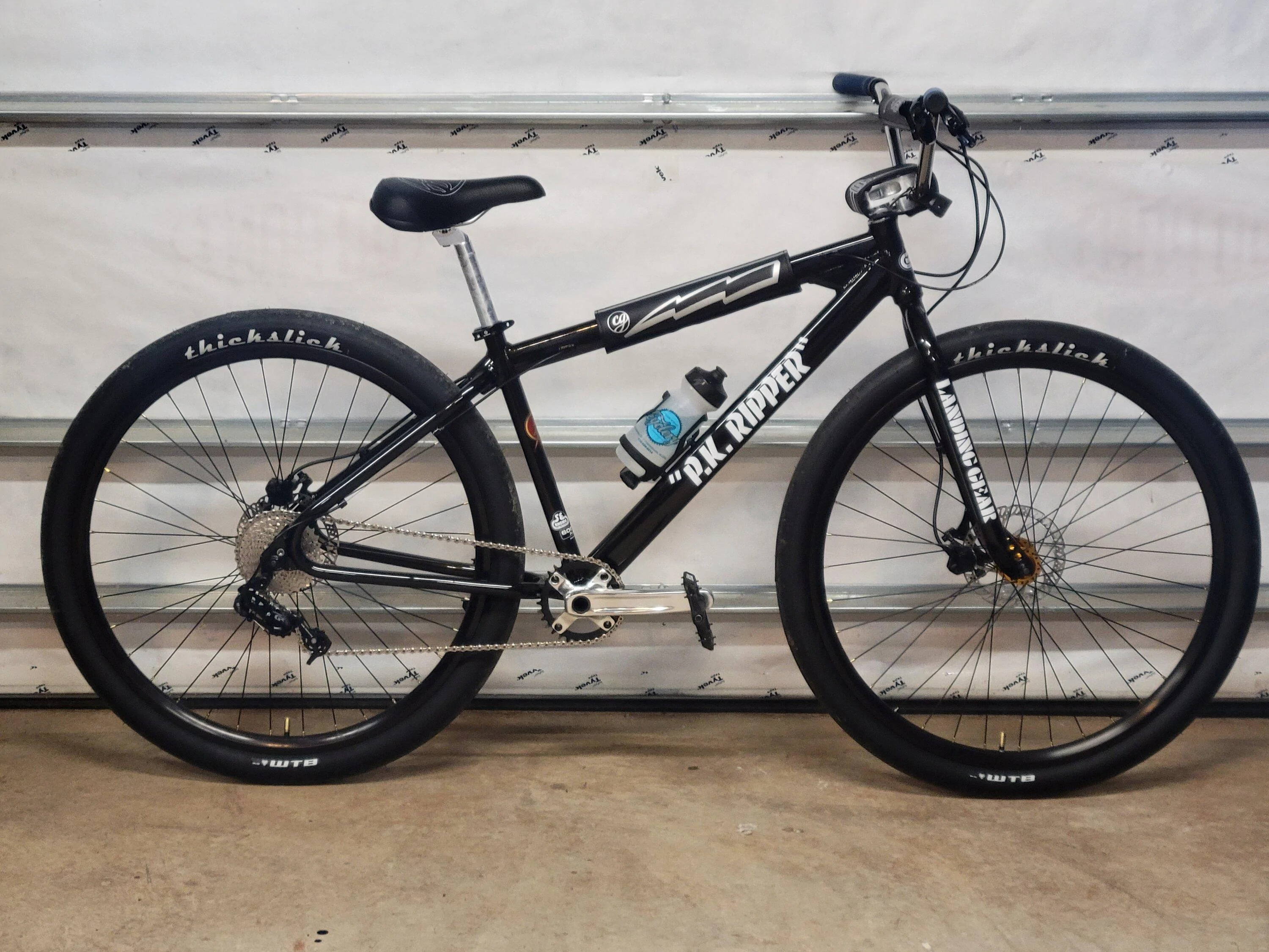 Ford F-150 Regular Cab SWB build 20230106_144904