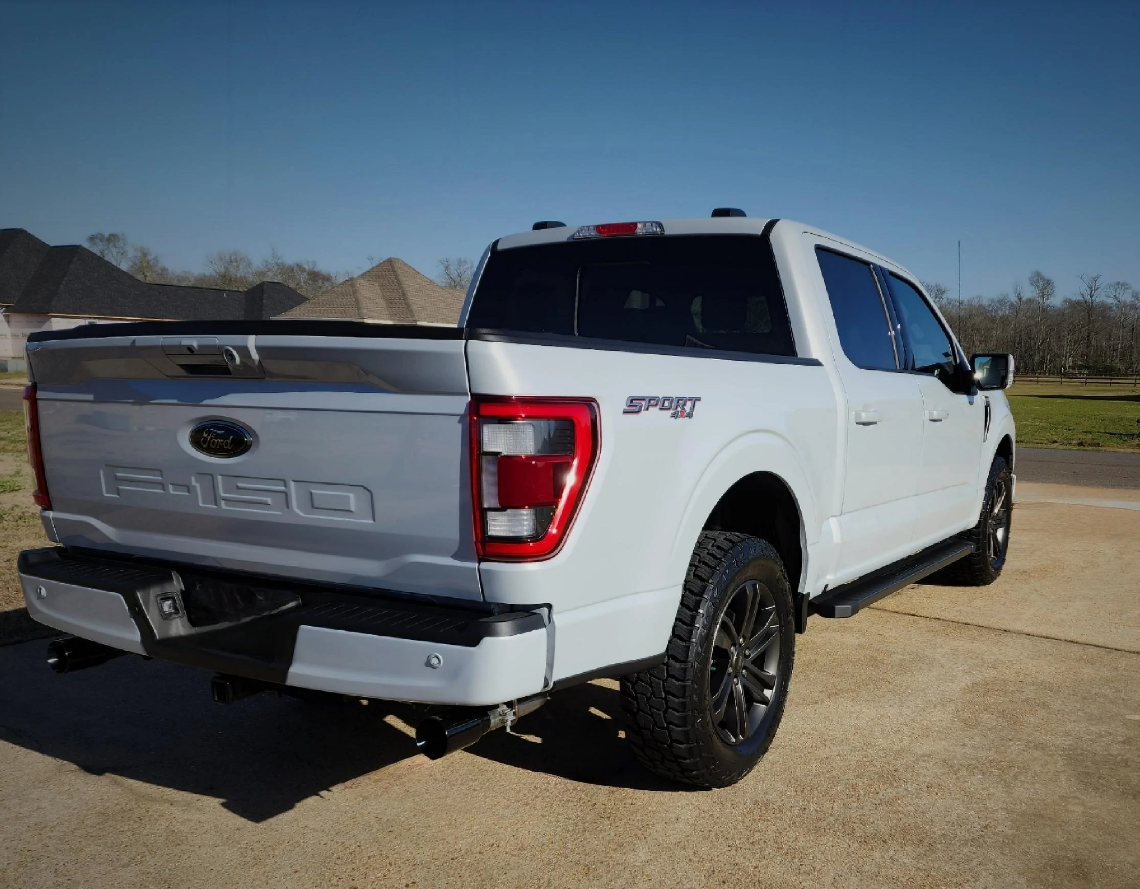 Ford F-150 22 Space White Lariat 4x4 20230112_095207