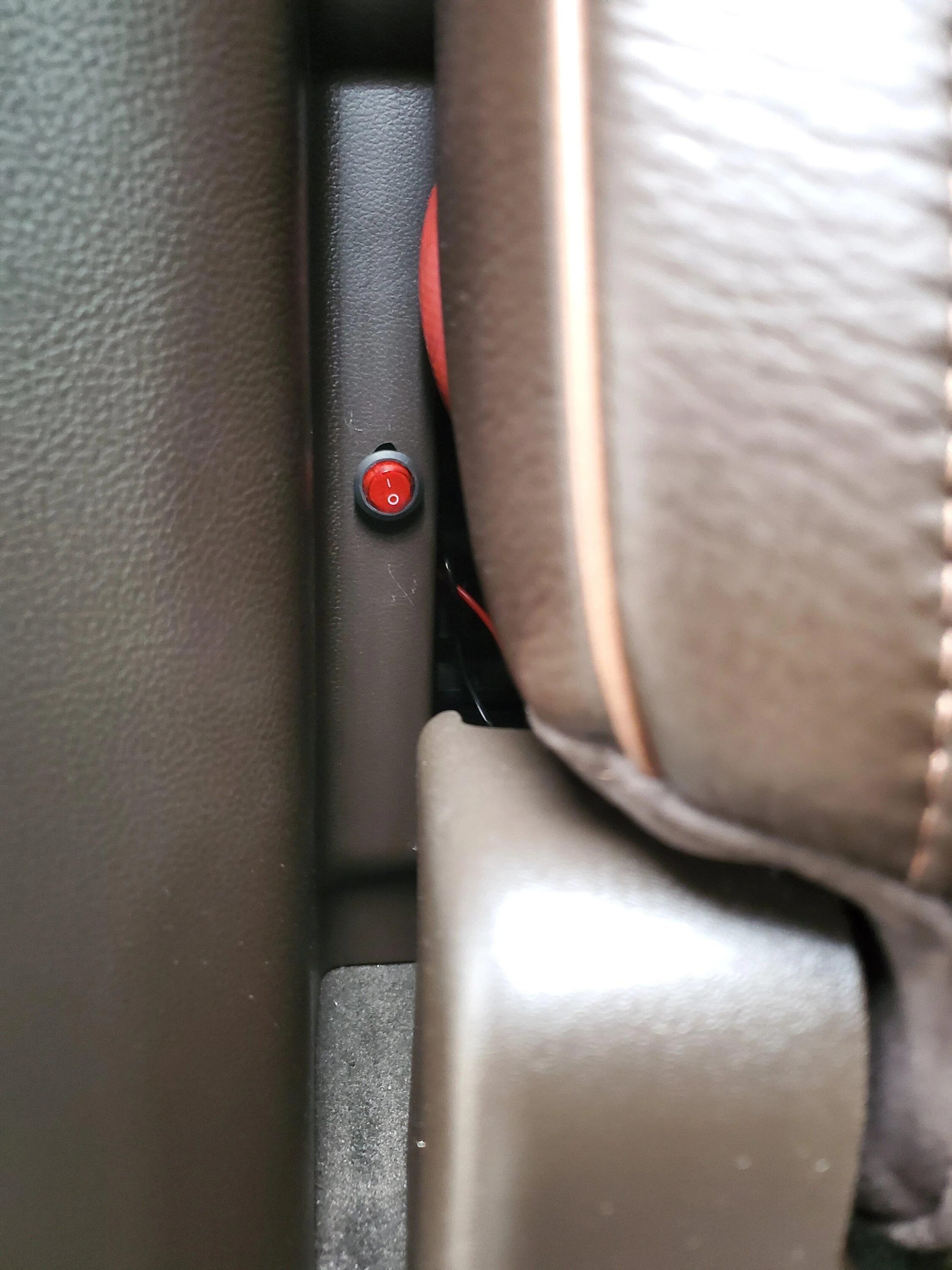 Ford F-150 Onboard Air Compressor 20230124_151849