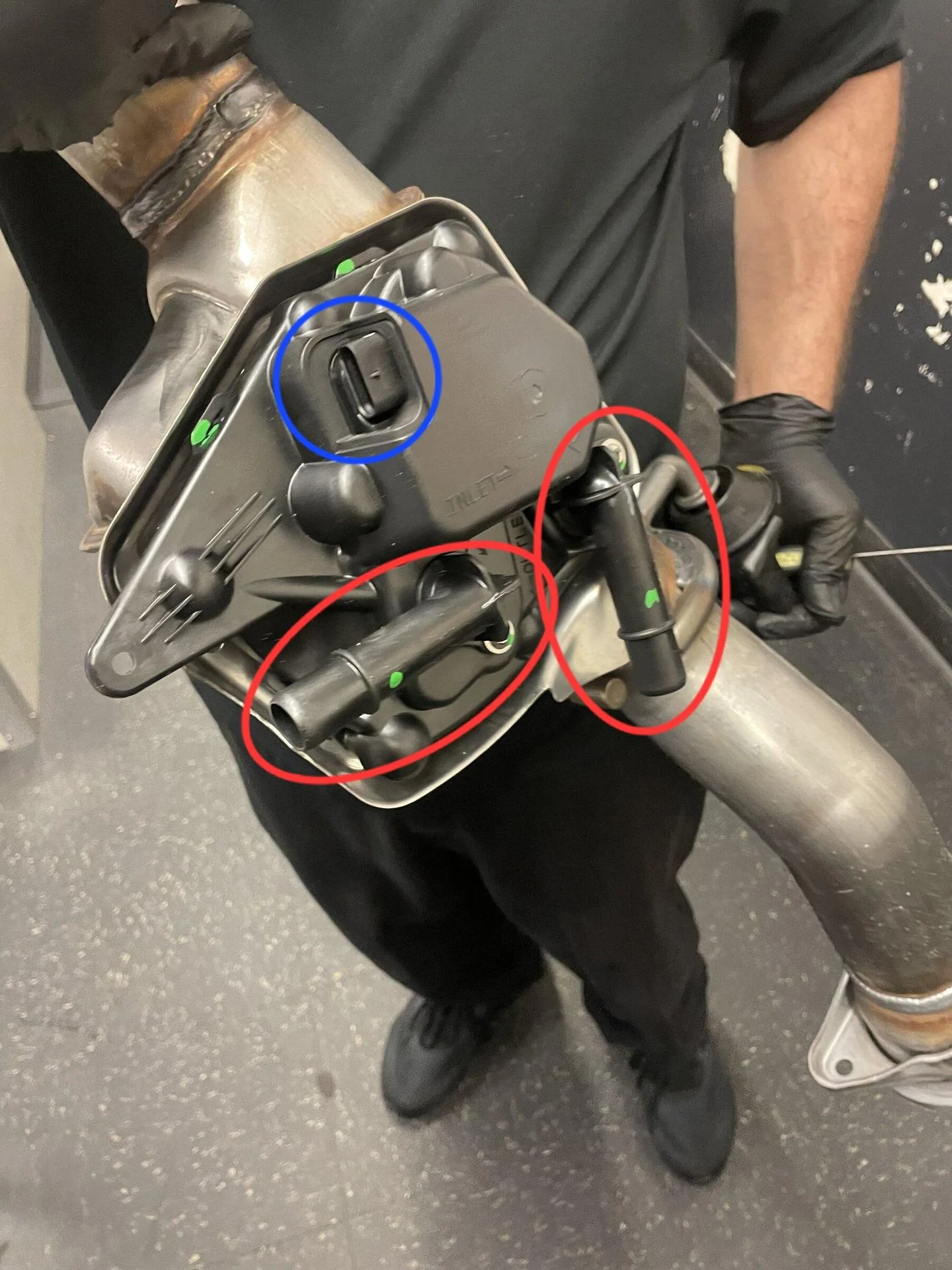 Ford F-150 Powerboost squeak normal? 20230408_223112