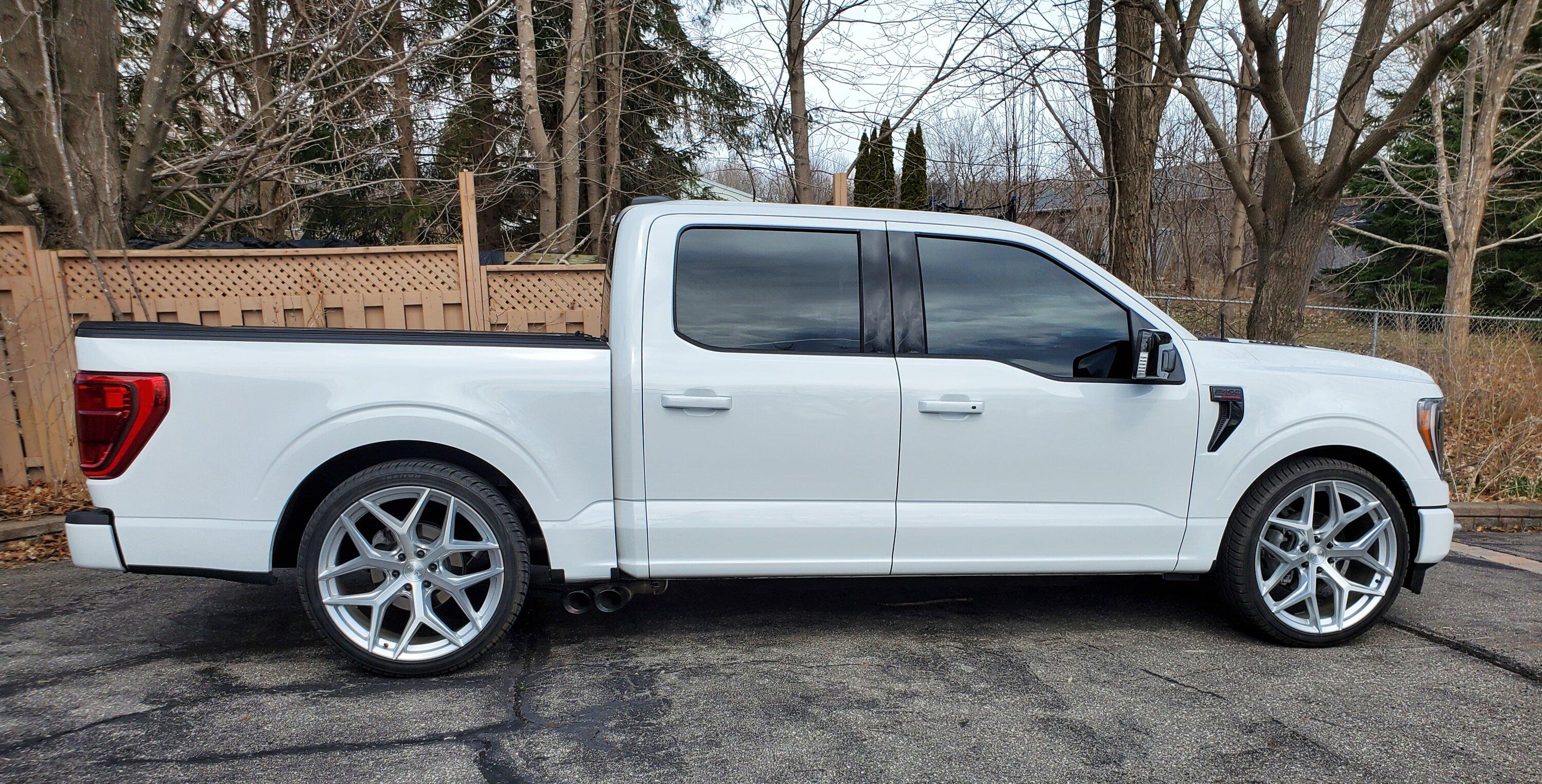 Ford F-150 2022 Black Pack 5.0 Build 20230411_130554