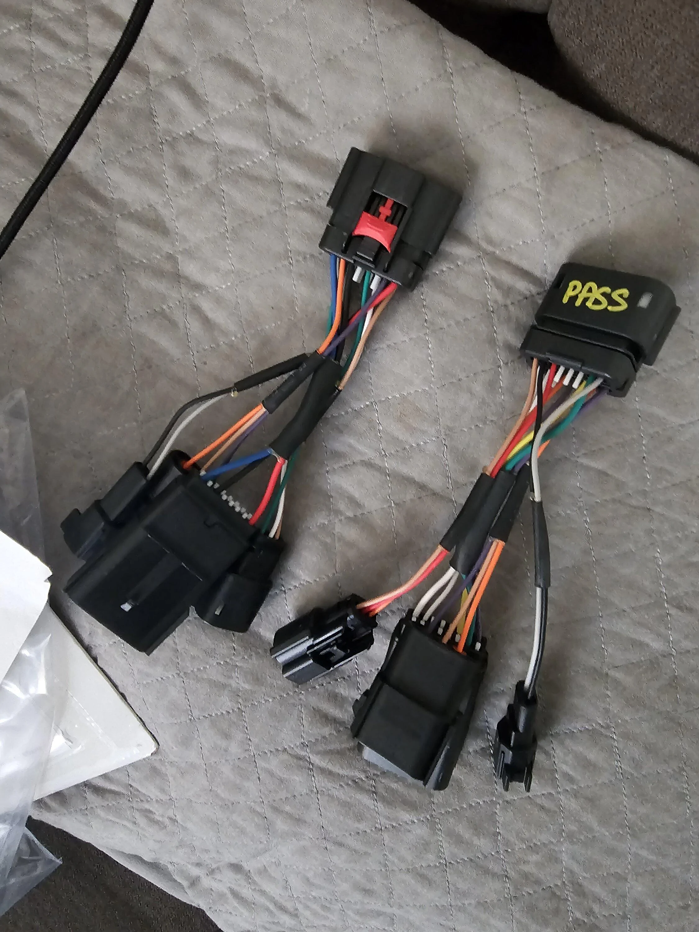 Ford F-150 Harness to tap into fuse box for projector headlights 20230719_171042
