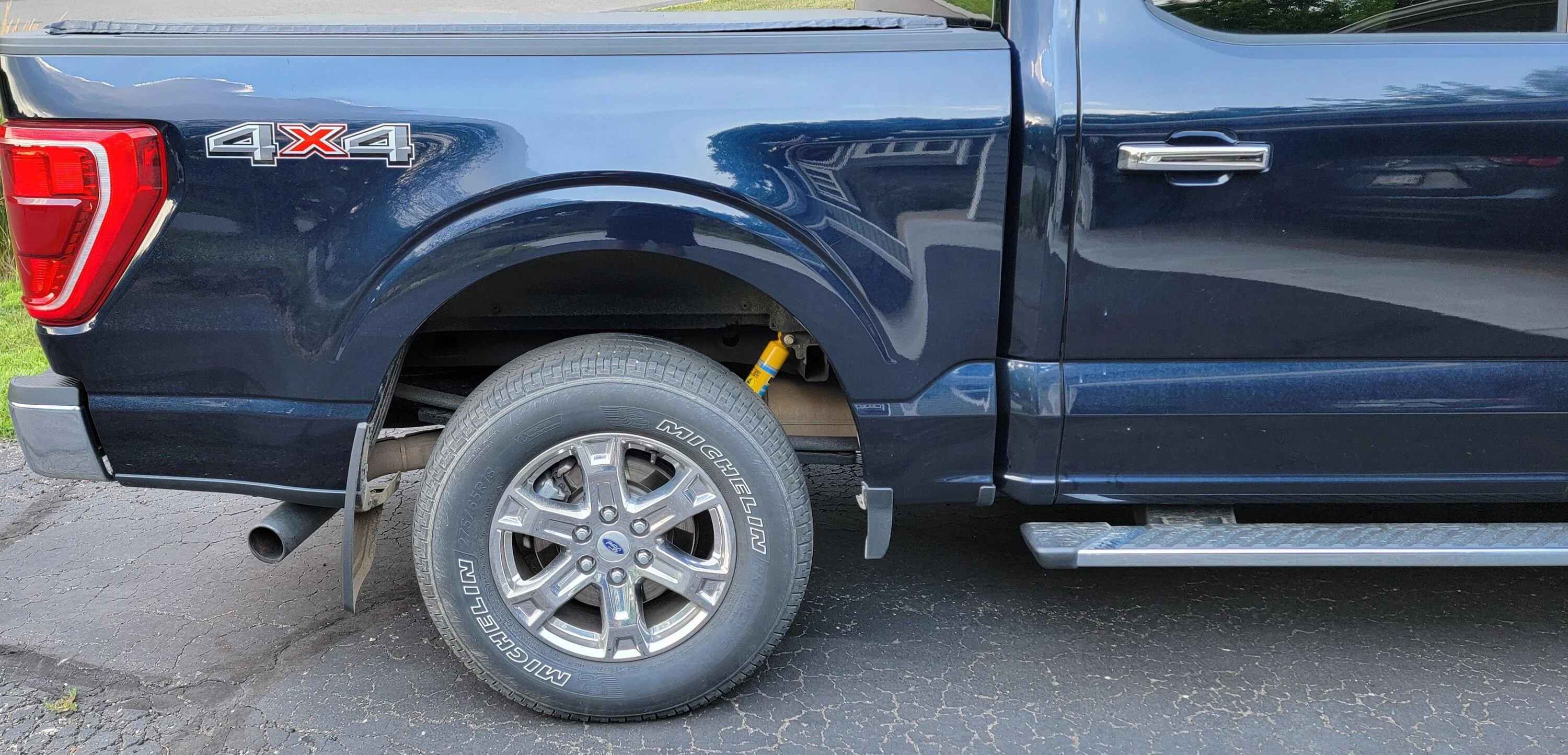 Ford F-150 Installed Bilstein 4600 on rear suspension of 2021 F-150 XLT 20230805_092312