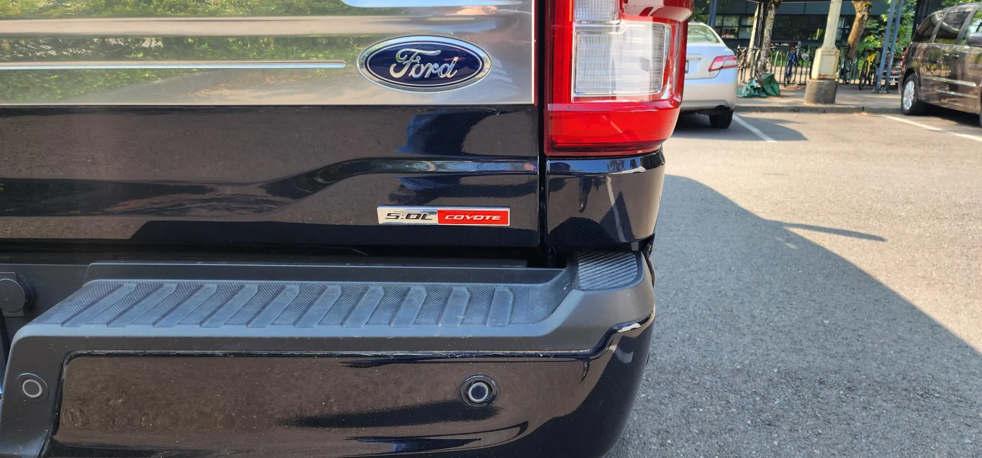 Ford F-150 5.0 Badges 20230824_105808