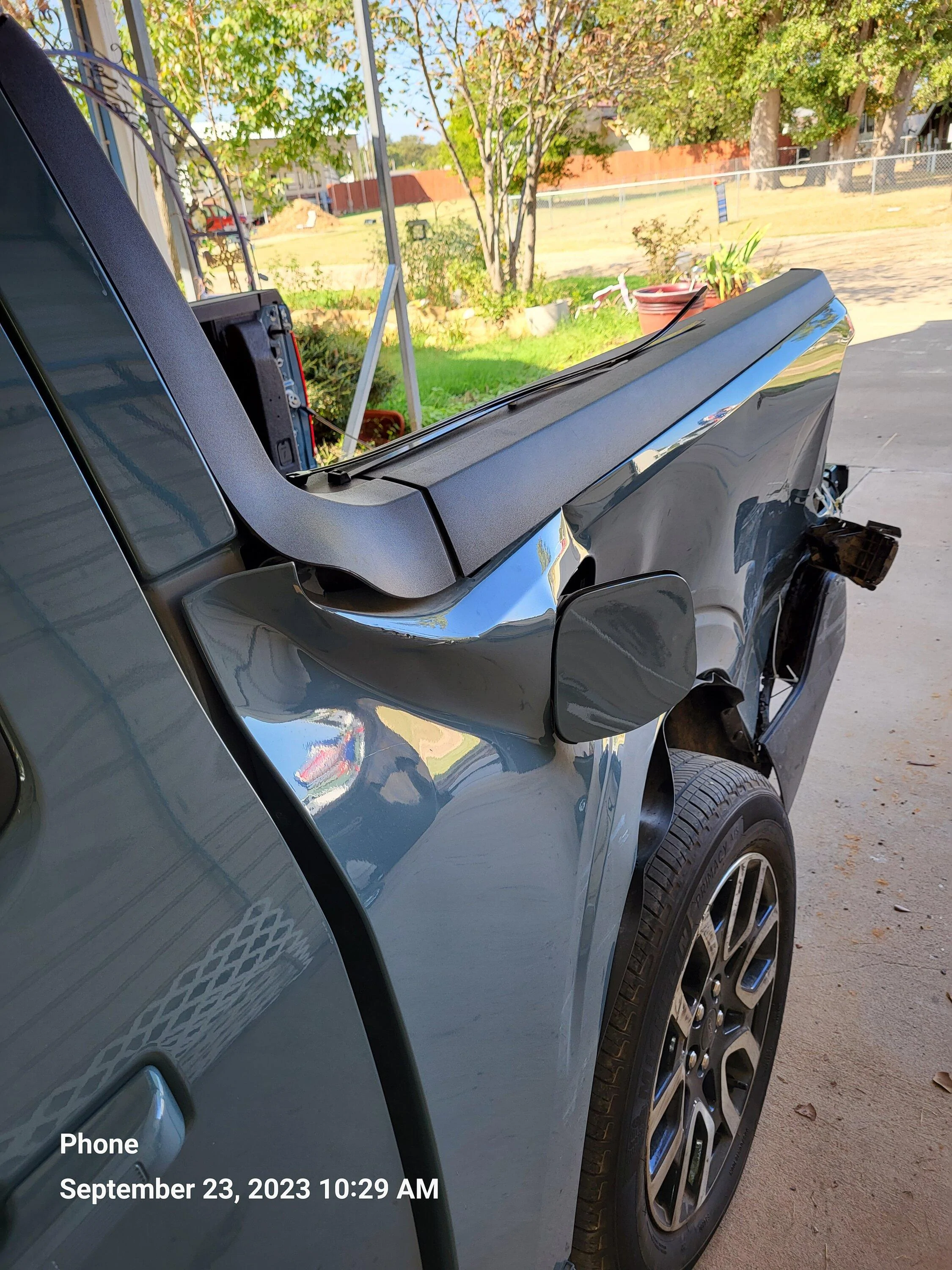 Ford F-150 maverick versus suburban 20230923_102956