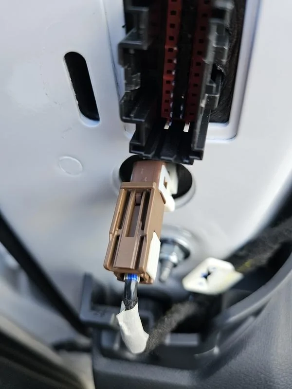 Ford F-150 Tow mirrors plug and play without telescope? 20230928_163105