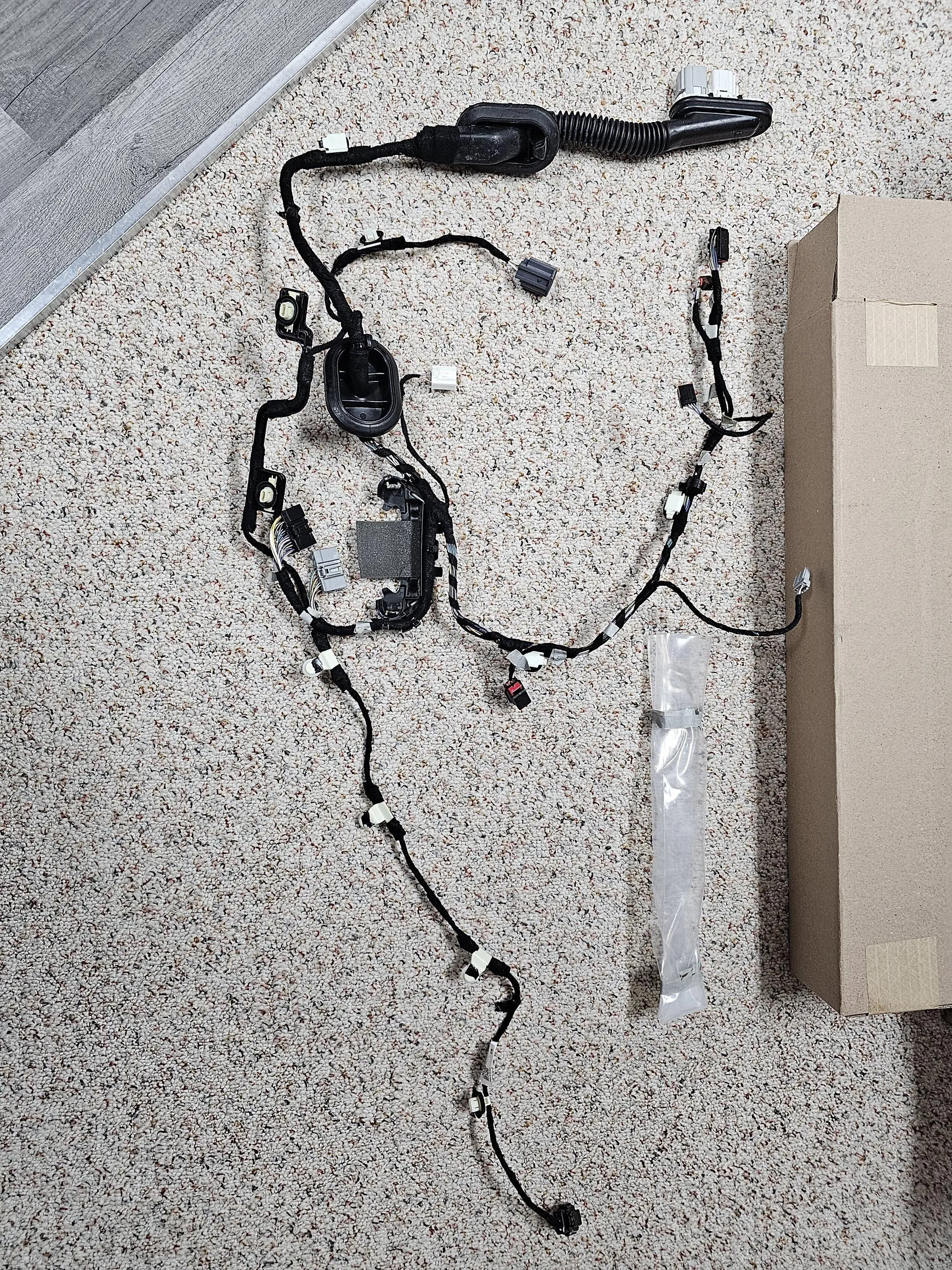 Ford F-150 21+ F150 Door wire harness (driver, pass), SCCM/Clockspring assembly 20231010_222634