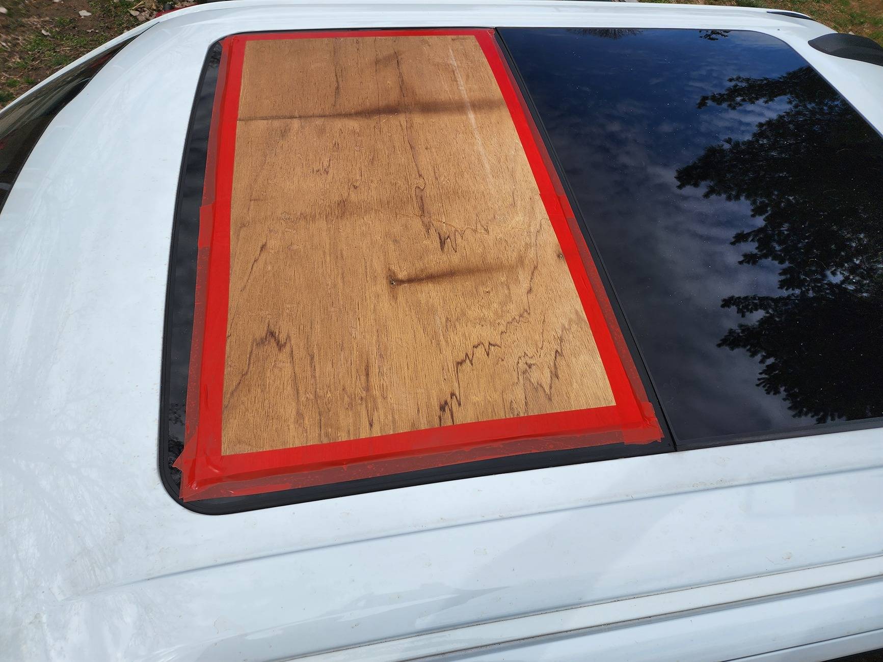 Ford F-150 Moonroof front panel shattered 20240316_112429