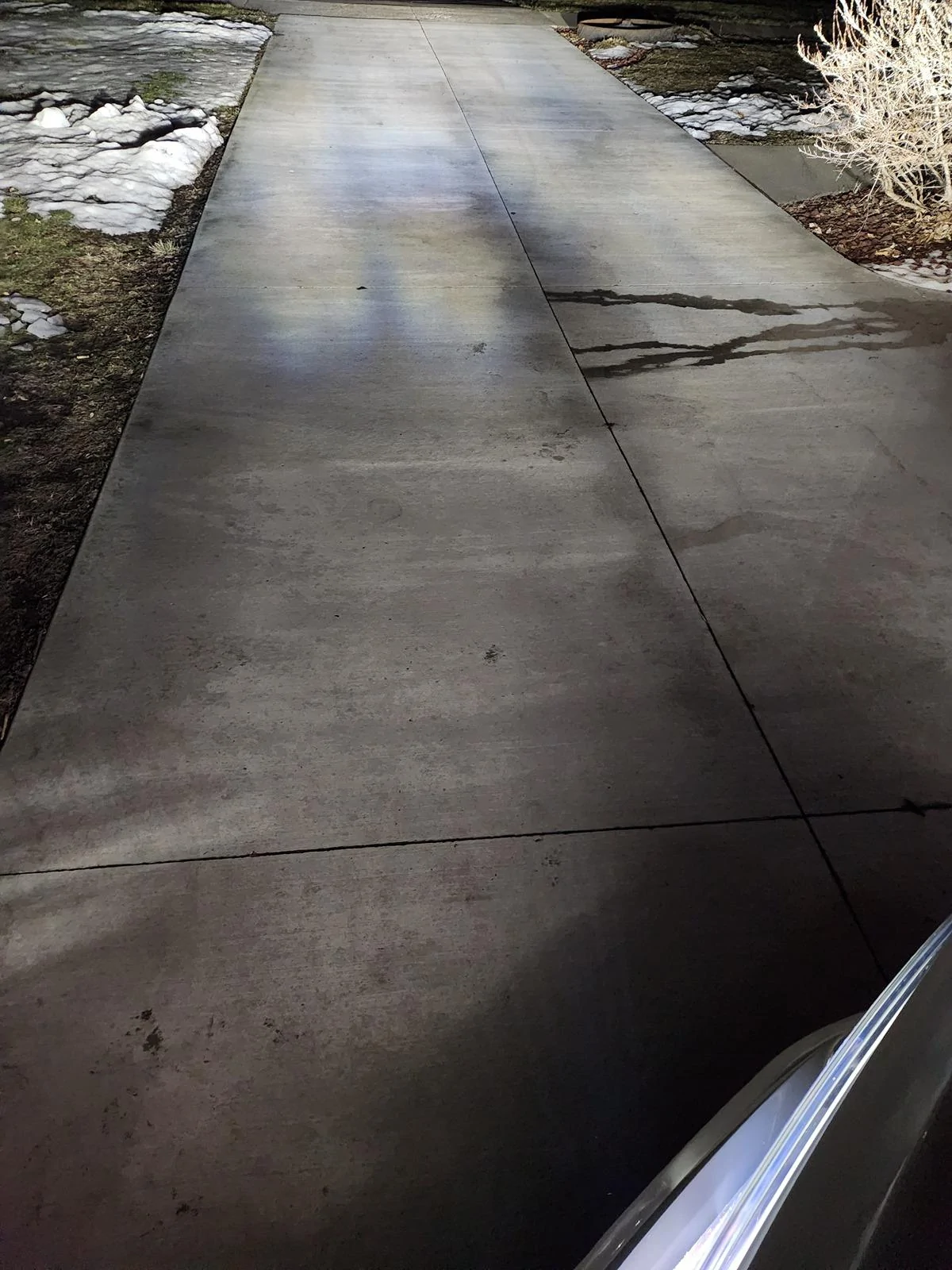 Ford F-150 21-23 F150 HEADLIGHT Scuffs / Spots ... Normal? 20240329_230033