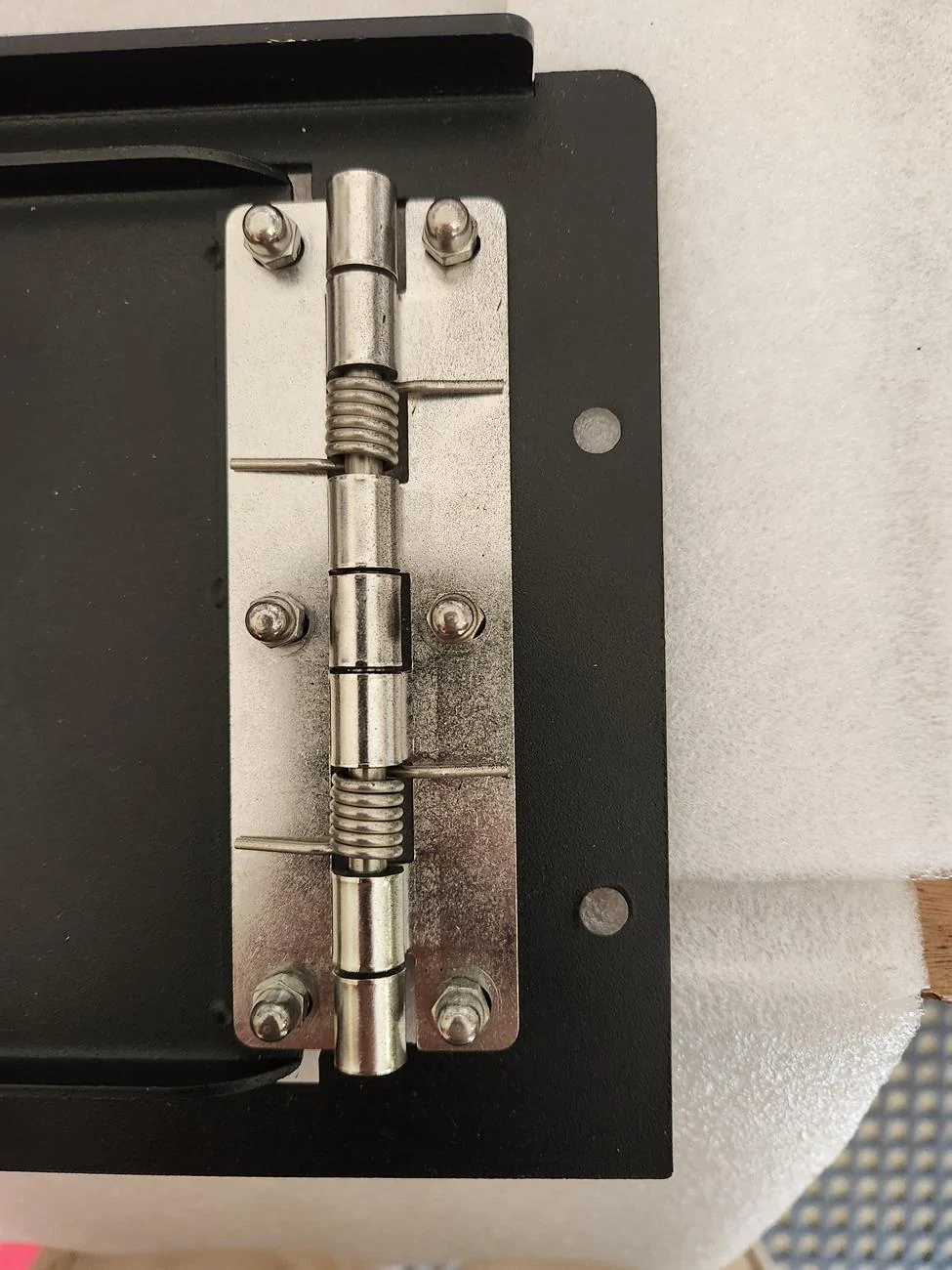 Ford F-150 Console Half Safe installed 20240703_151046