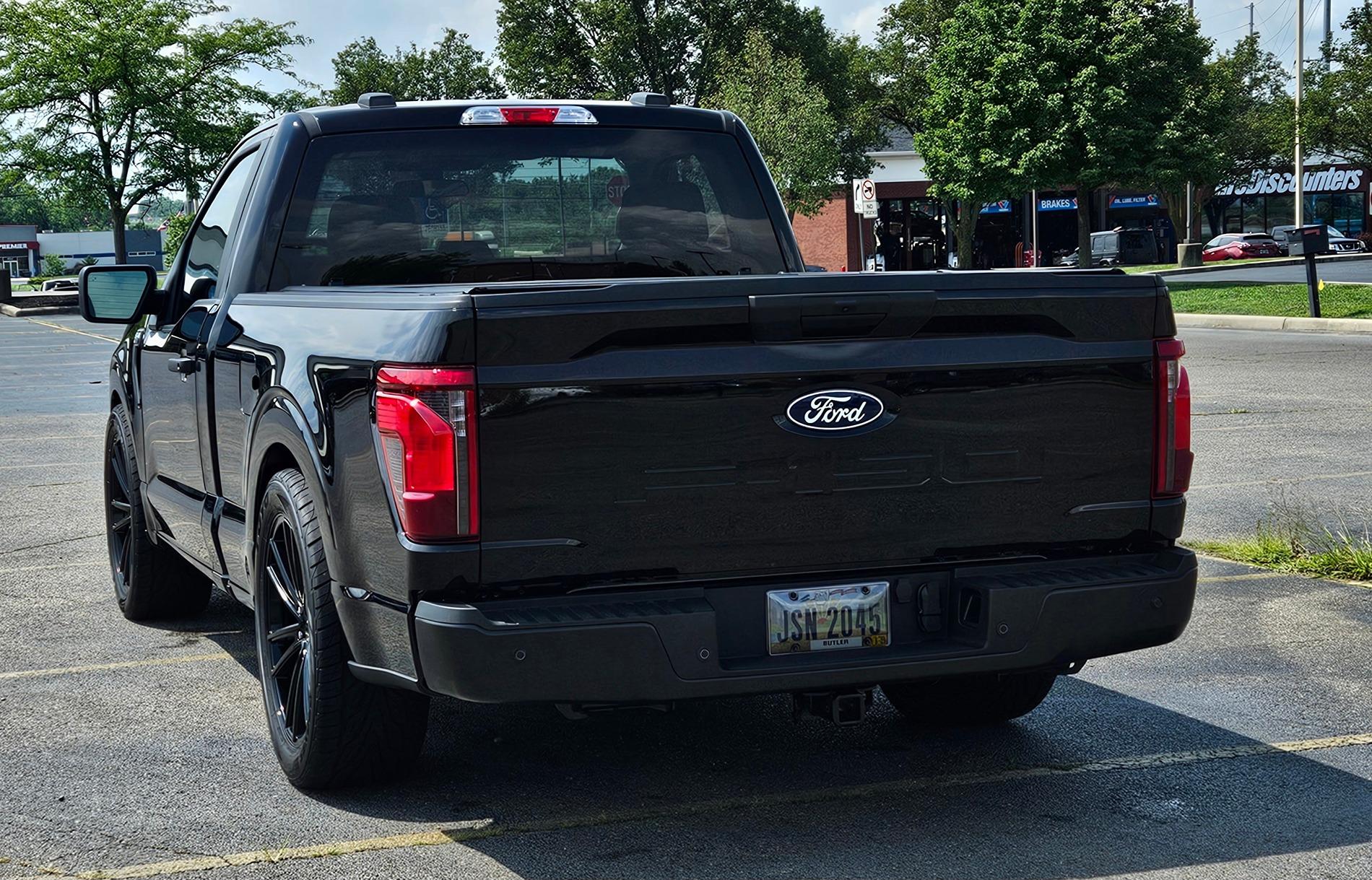 Ford F-150 Agate Black 2024 RCSB build 20240723_121157
