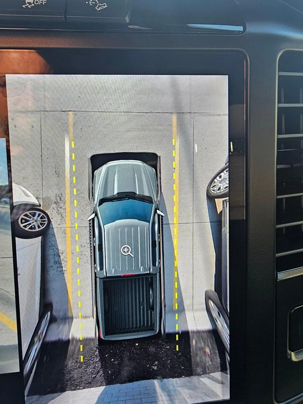 Ford F-150 360 camera view in parking spot. 20240807_073959
