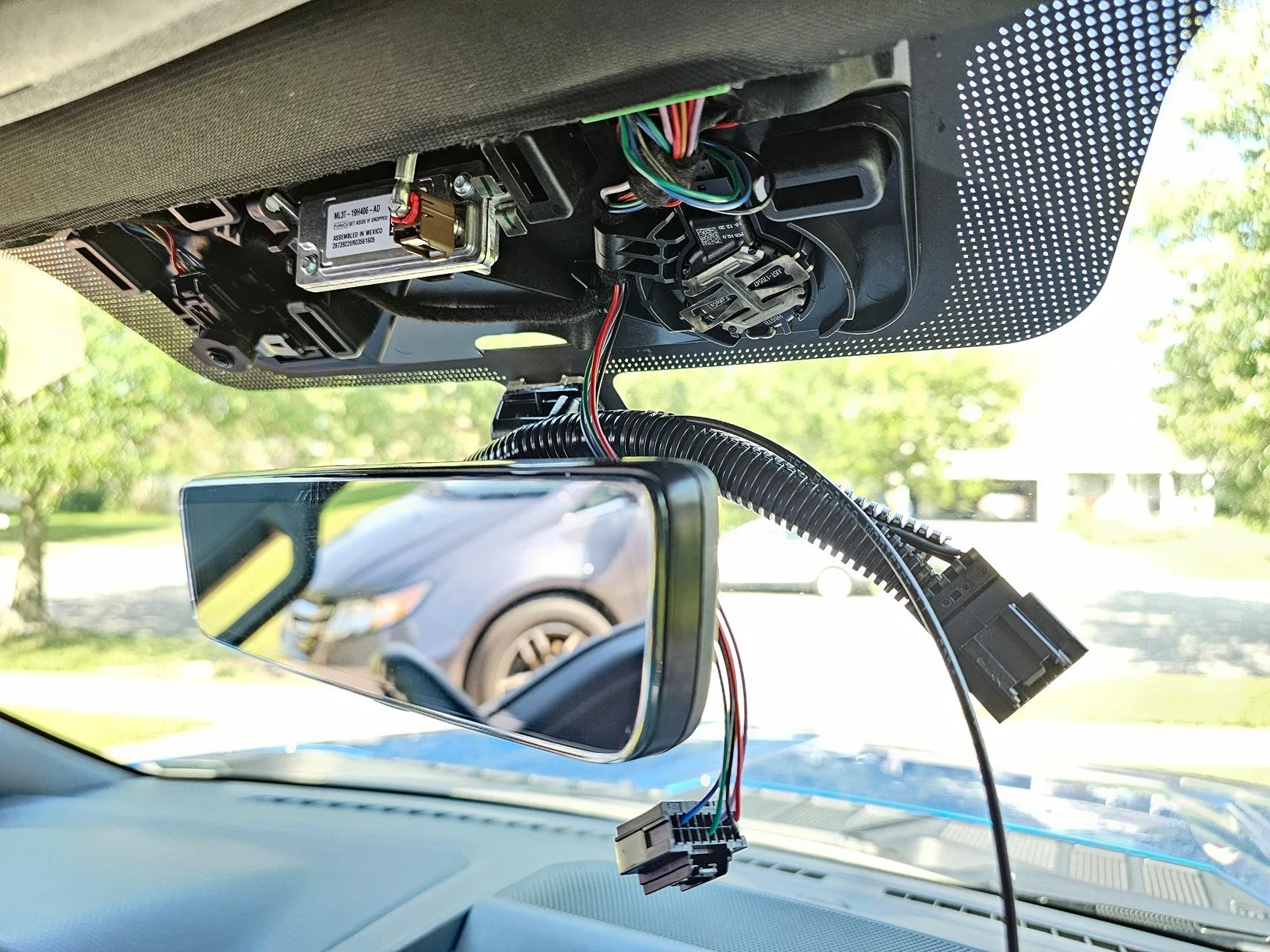 Ford F-150 Installed a digital rear view mirror 20240808_171330