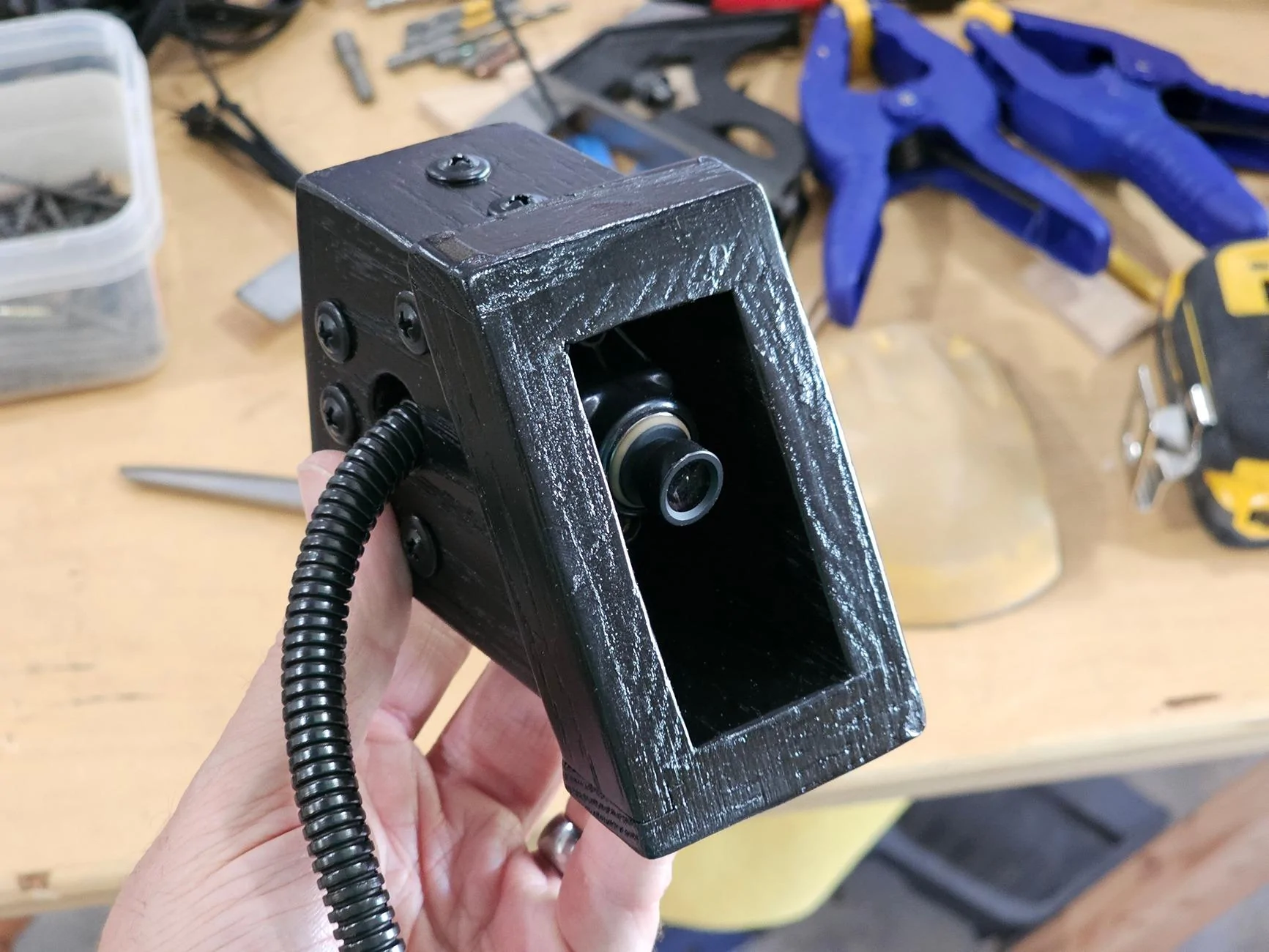 Ford F-150 Installed a digital rear view mirror 20240809_171508