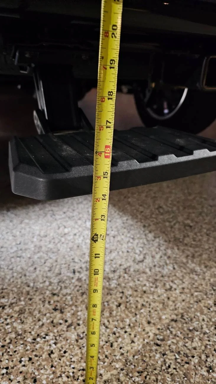 Ford F-150 Retractable rear center step 20241001_224625