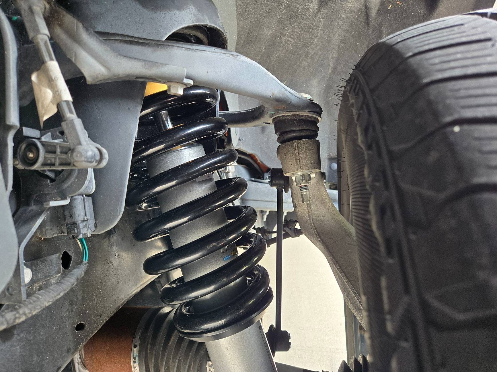 Ford F-150 2021-2023 F-150 Ford Performance Leveling Kit (by Bilstein) is released 20250104_140913