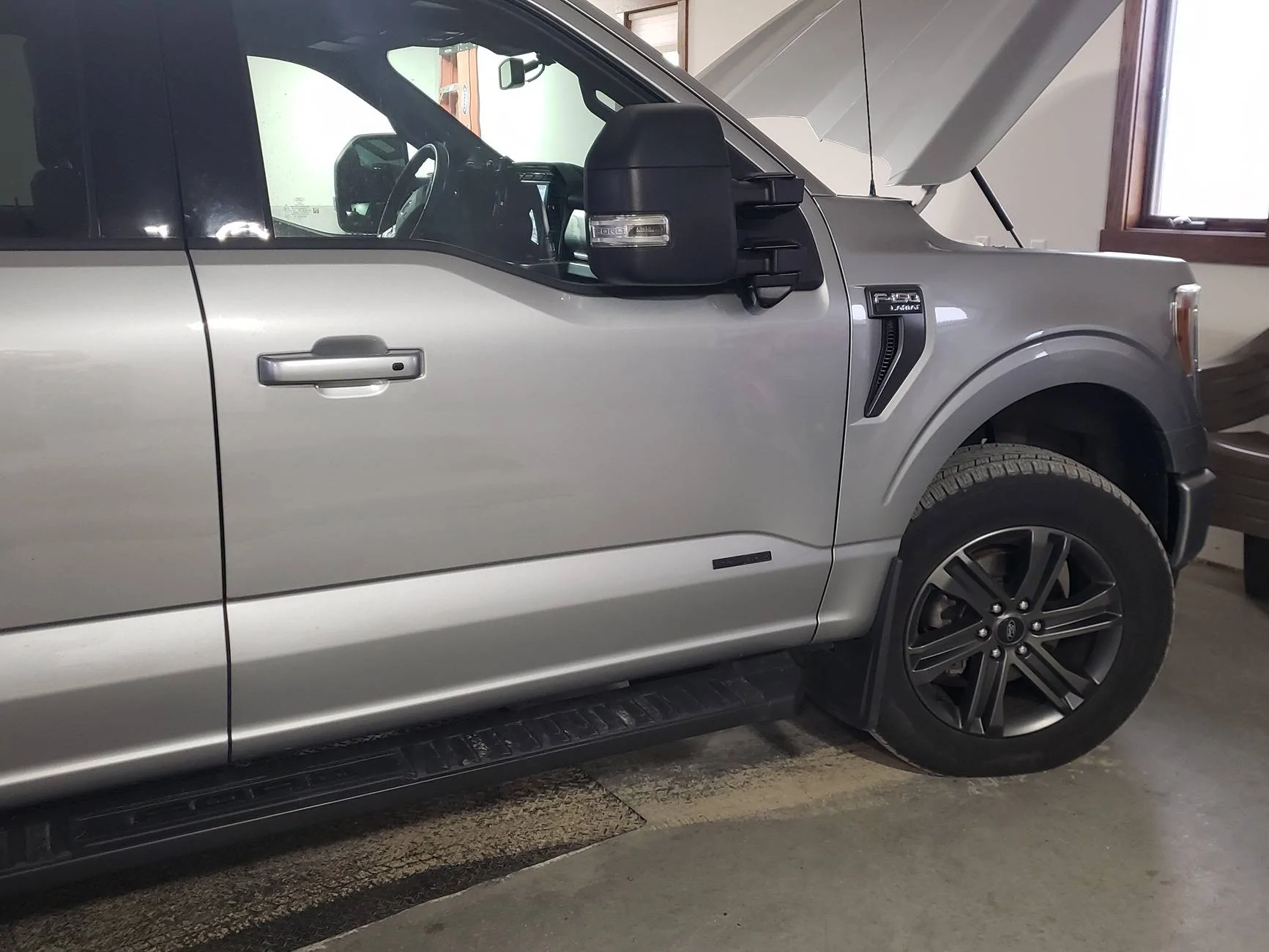 Ford F-150 5.0L Badges added to Lariat Black Pack 20250110_094937