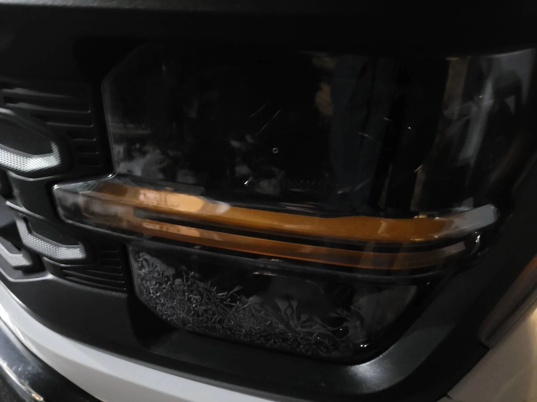 Ford F-150 Fog in the head lights 20250121_191215