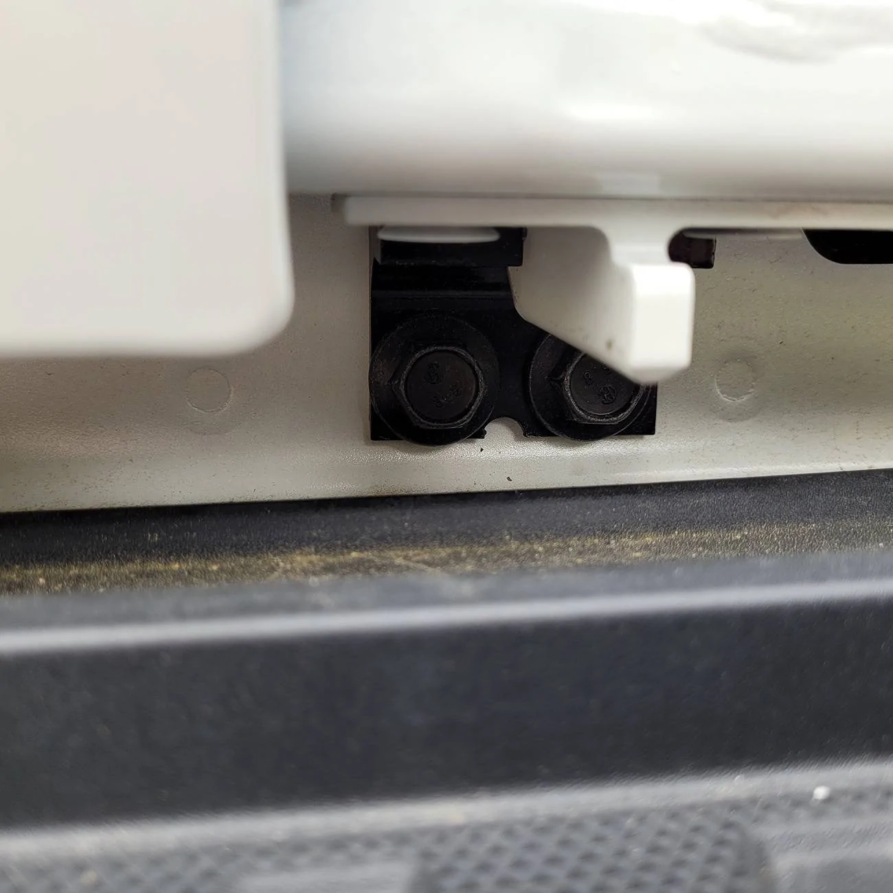 Ford F-150 Tailgate bracket question for led light bar 20250525_114122