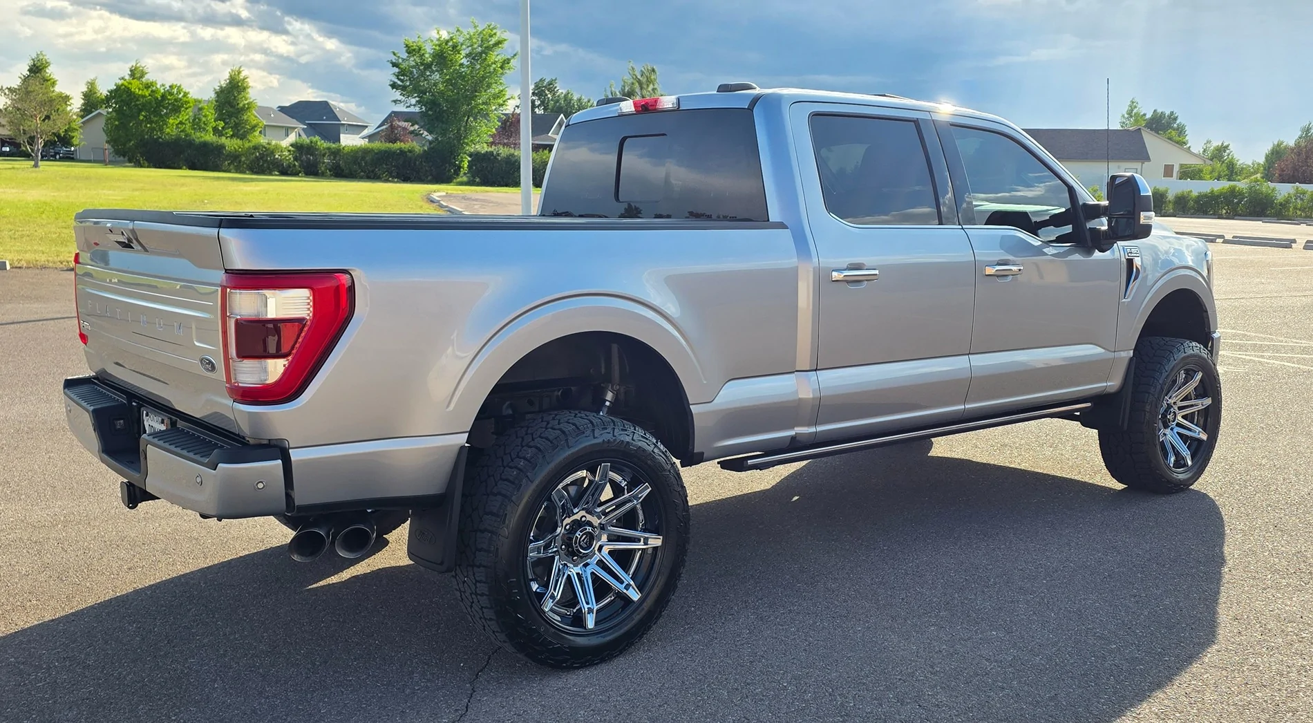Ford F-150 lift kit and tire+rim set ups 20250626_185053