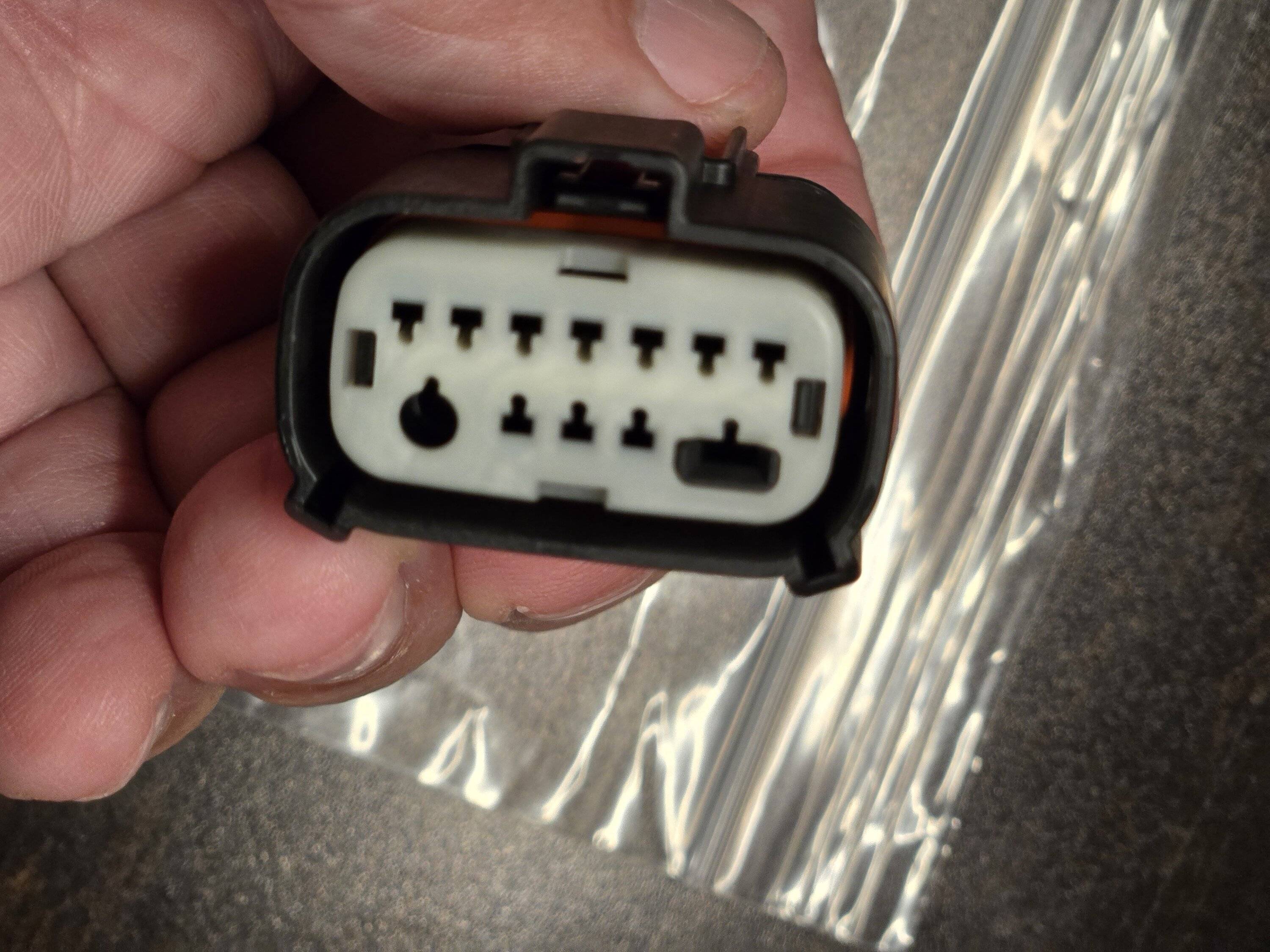 Ford F-150 2025 F-150 Tailgate Removal Kit 20250711_134348