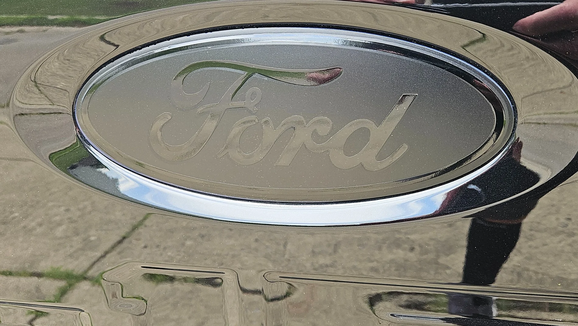 Ford F-150 Agate Black 2024 RCSB build 20250721_142730