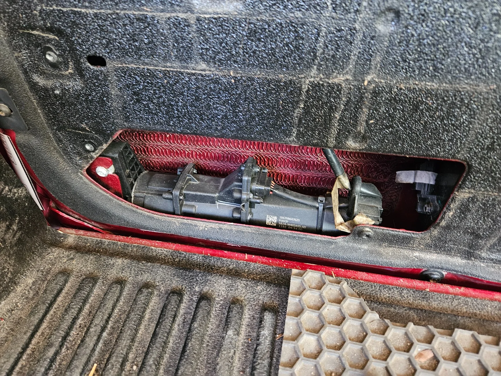 Ford F-150 2021 Lariat Tailgate replacement problems 20250826_133843