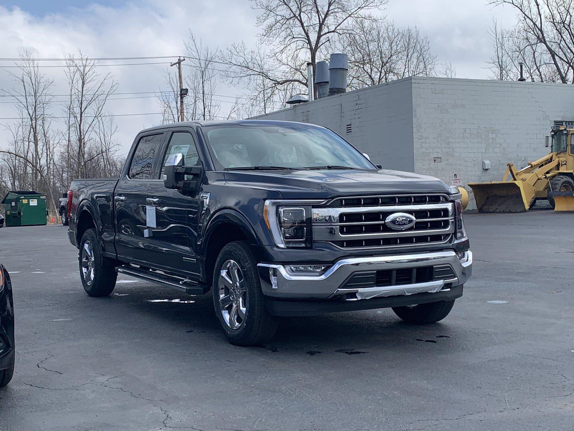 Ford F-150 ? F-150 LARIAT Lounge ? 2074B8C4-F6AD-400D-8D5E-0A570993D3EA