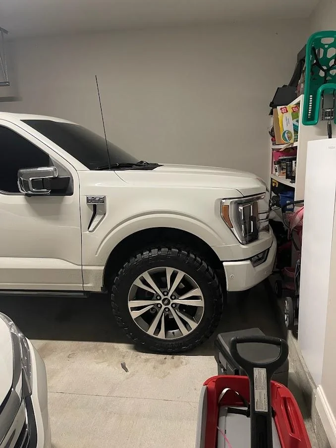 Ford F-150 Expedition wheels on F-150 21plat22ex35toyo2