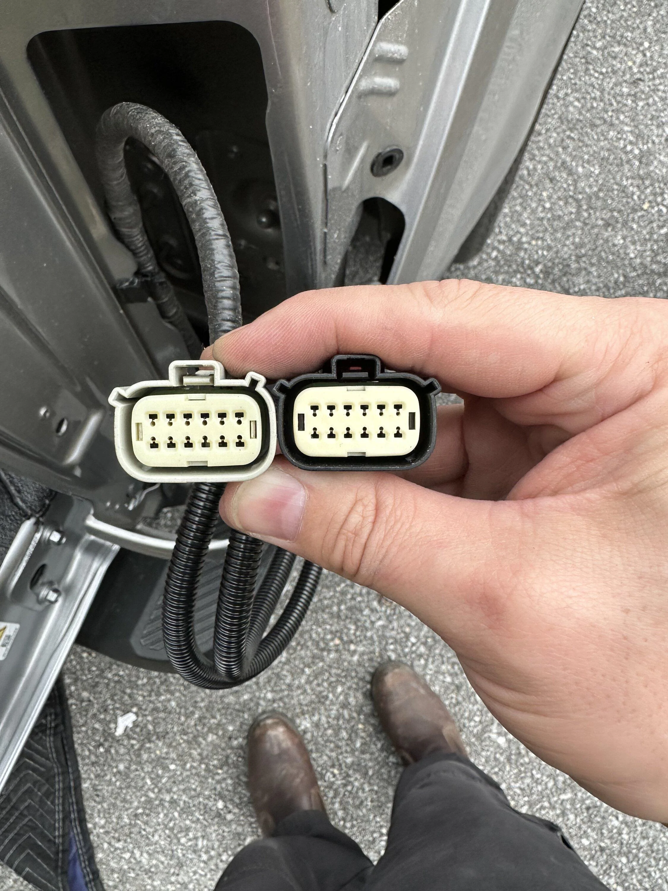 Ford F-150 Need help with reverse light wiring 22A567F4-2A72-4A1B-AC06-70FC286D78D7